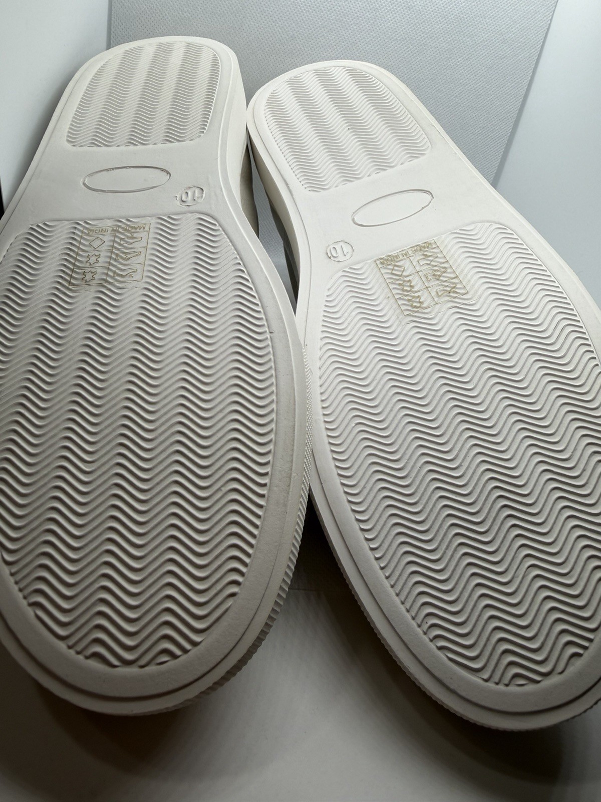 New Brighton Moor Casablanca Embroidered Sneakers: Size: 10, Width:M MSRP $190
