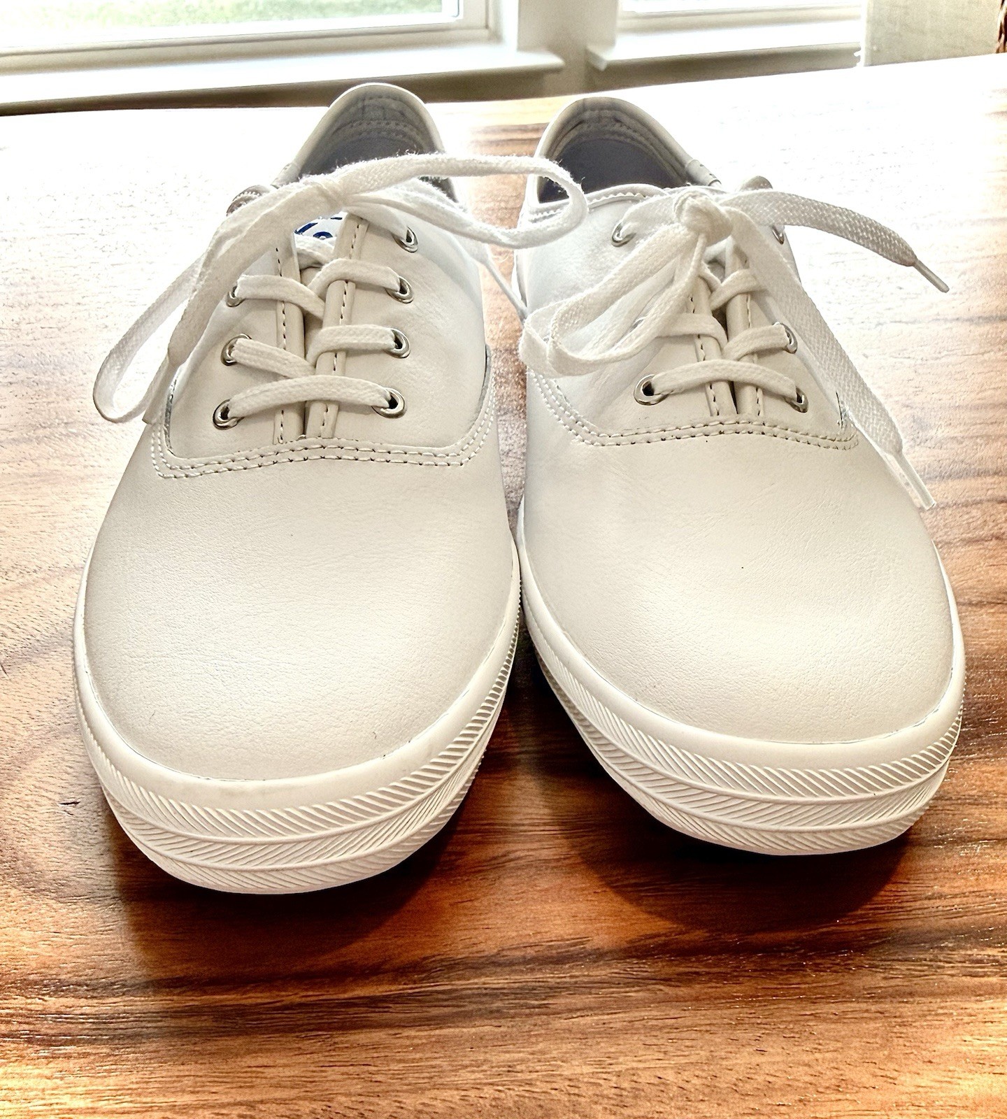 Keds Women’s Champion Original Leather Sneakers, White Leather, 9.5 M (US) NEW