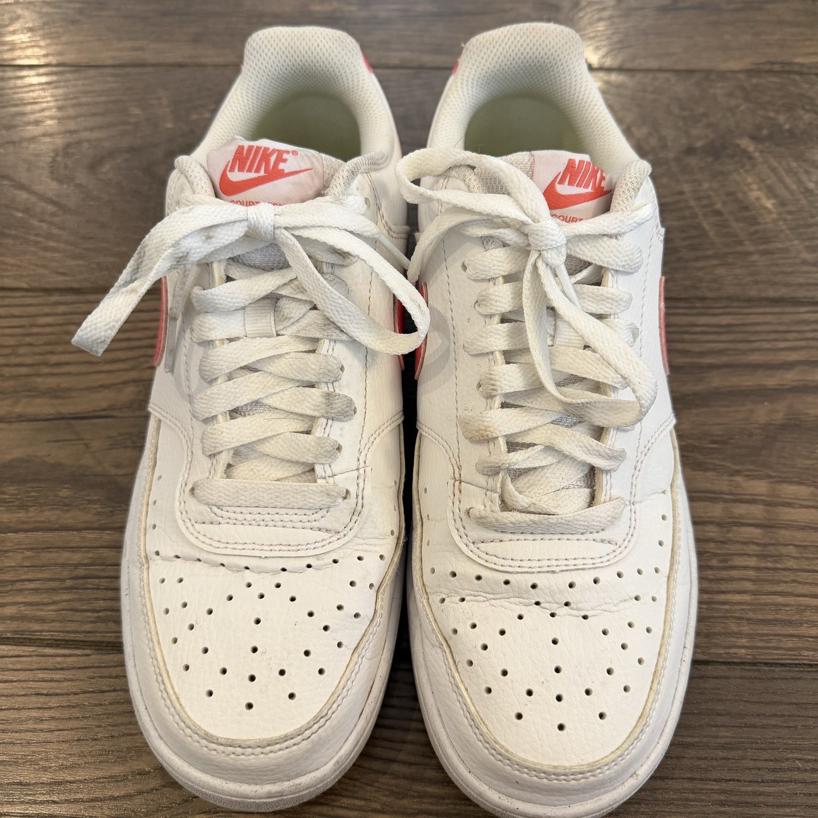 Nike Court Vision Low ‘White Sea Coral’ Sneakers Women’s Sz 8.5