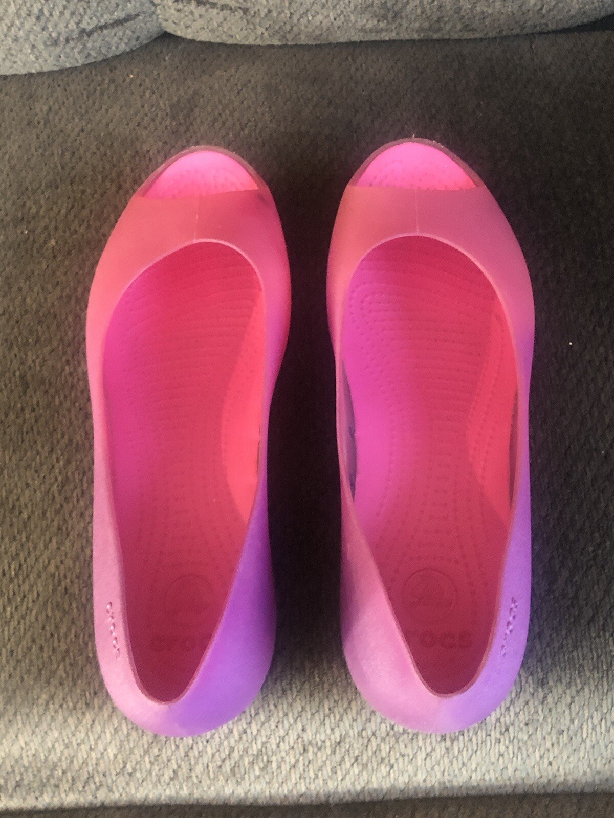 GUC Crocs Women’s Open-Toe Sandal Ombré Pink Purple Sz 11