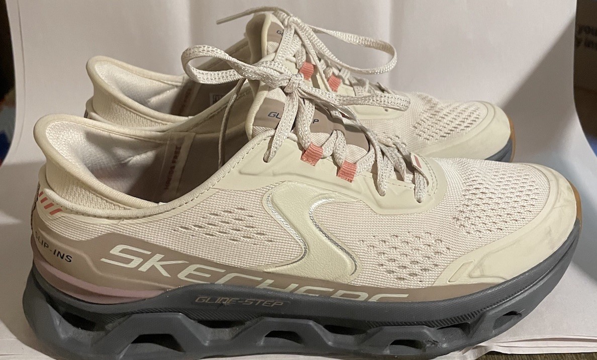 Skechers Womens Glide Step Altus Hands Free Slip Ins Natural/Grey Size 8.5