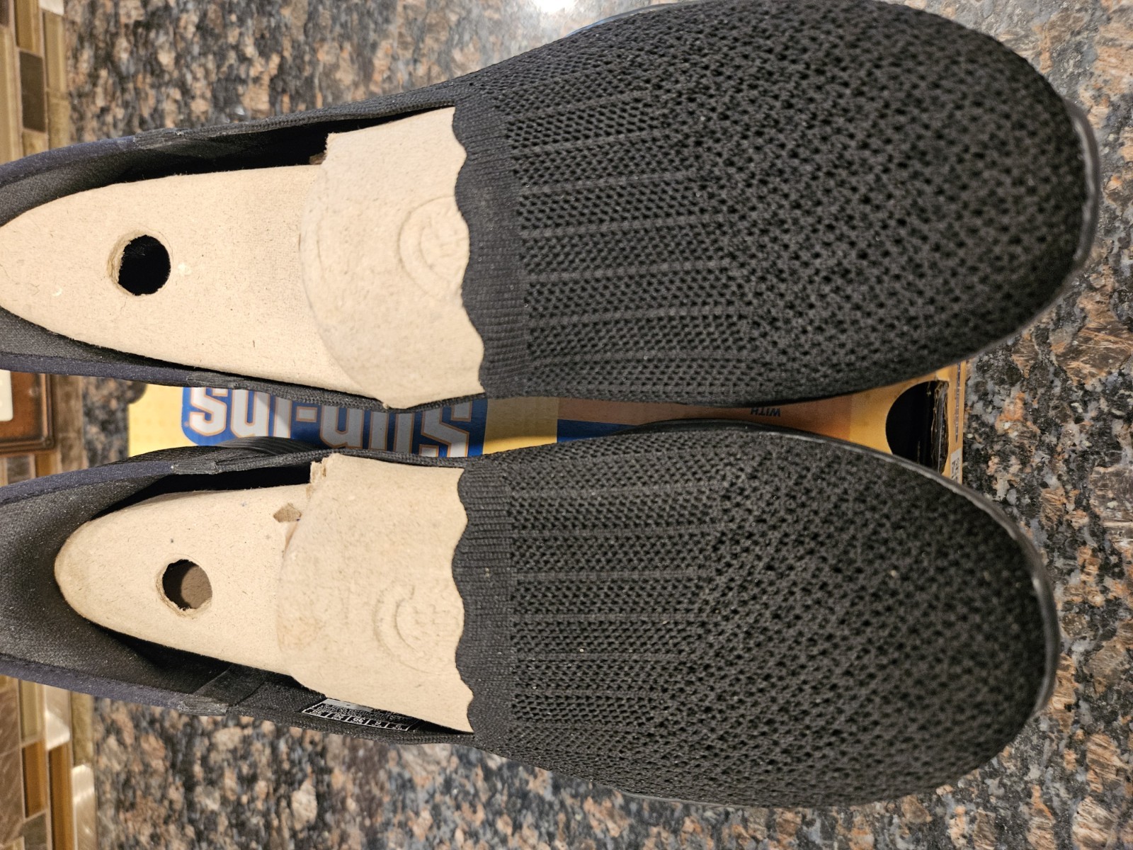 Skechers Hands Free Slip-in Shoe Women’s 9 Black Seager Believe It Memory Foam