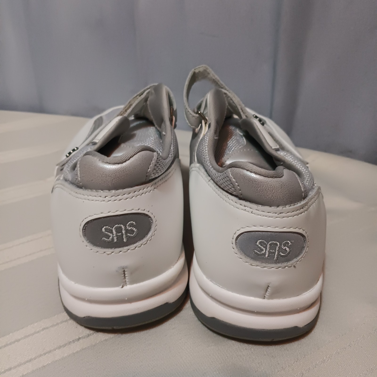 SAS TMV Shoes Women’s Size 10M White Leather Walking Adjustable Strap