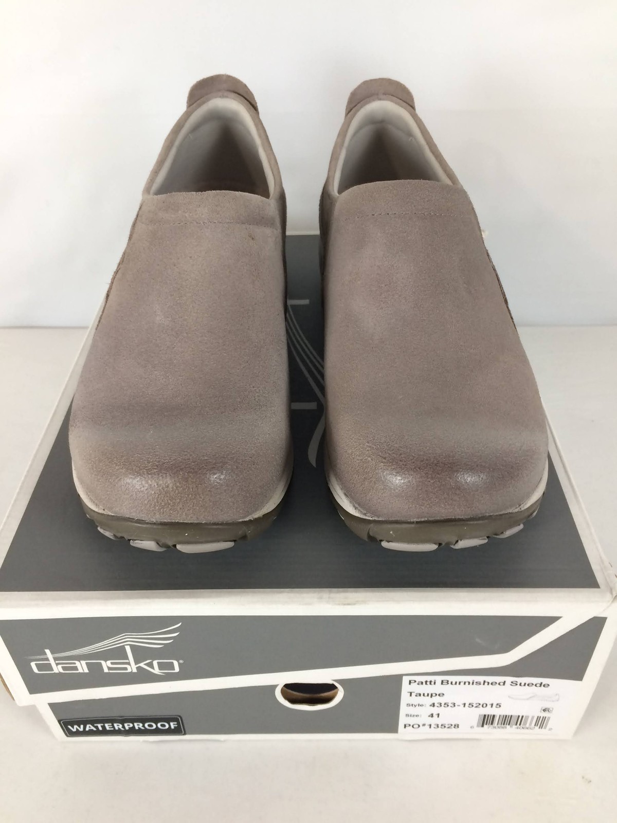 Excellent Dansko Patti Women’s Casual Shoes, Taupe Burnished Suede, W41