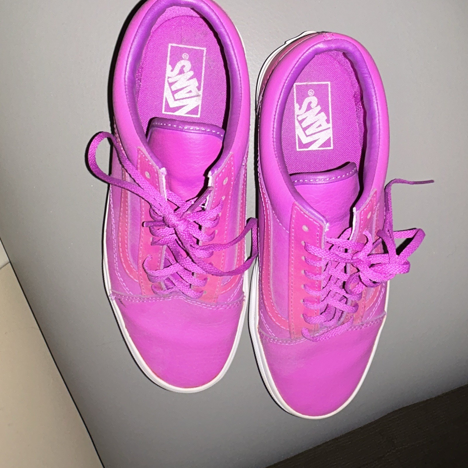 Vans Old Skool Magenta Purple Low Top Lace Up Sneakers Pink Purple US 8 EU 38.5