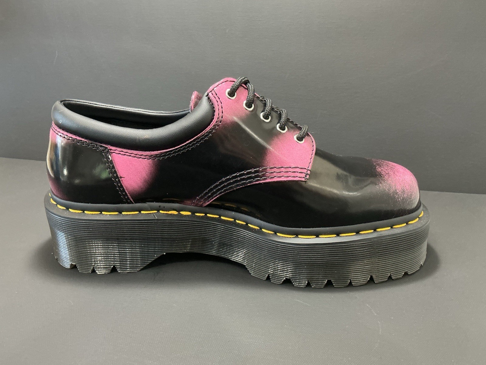 Dr. Martens 8053 Arcadia Leather Quad Platform Shoes Sz 10W/9M Black/Pink *NWD*