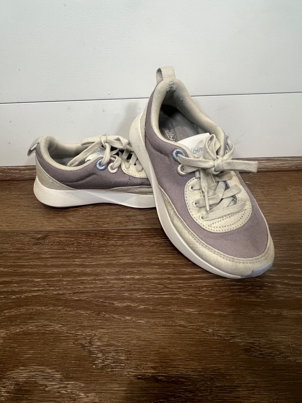 Allbirds Couriers Womens Neutral Casual Sneakers Sz 5, Fall/Winter/everyday
