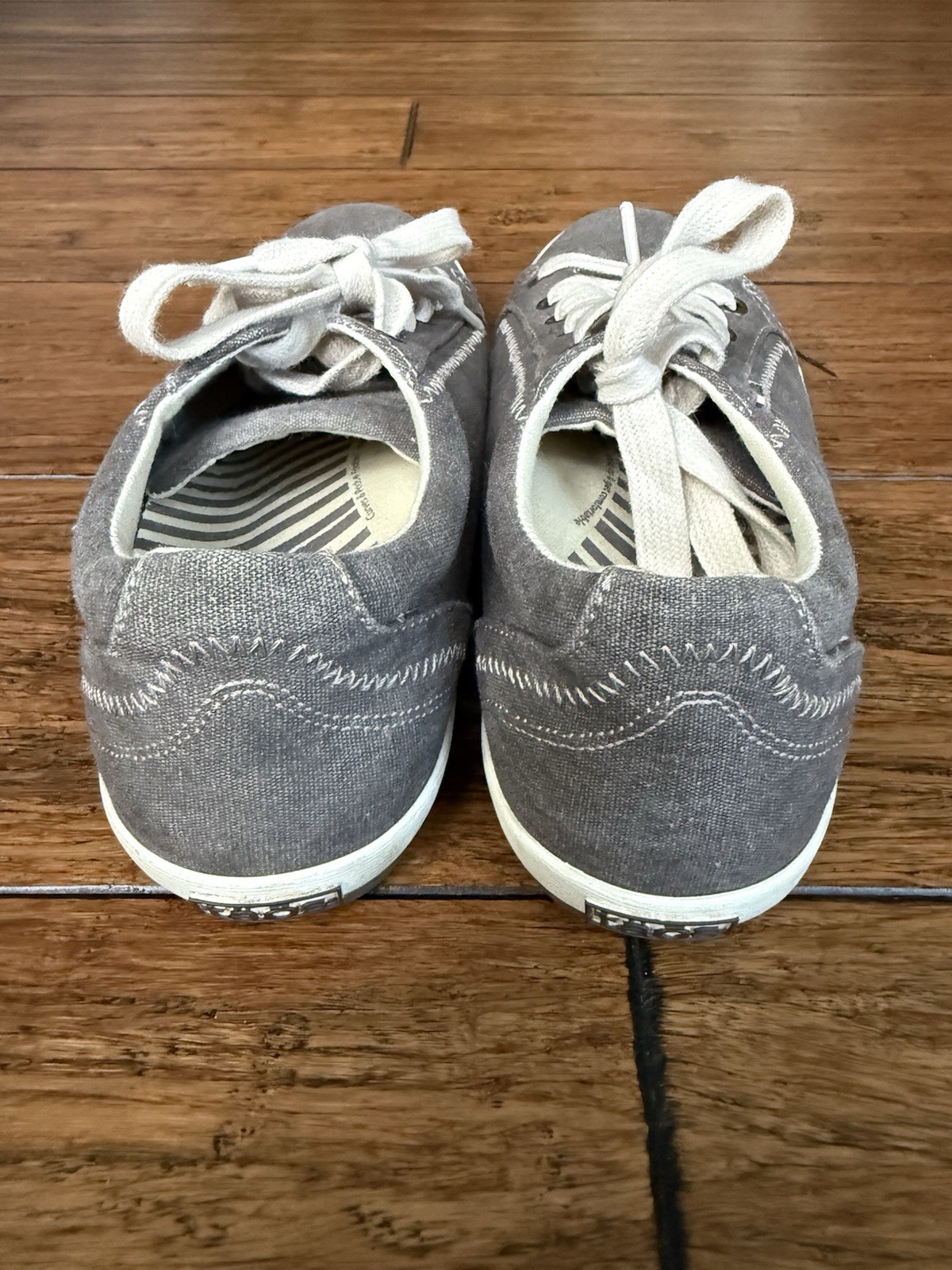 Taos Star Charcoal Gray Washed Canvas Low Top Sneakers Women’s 8.5
