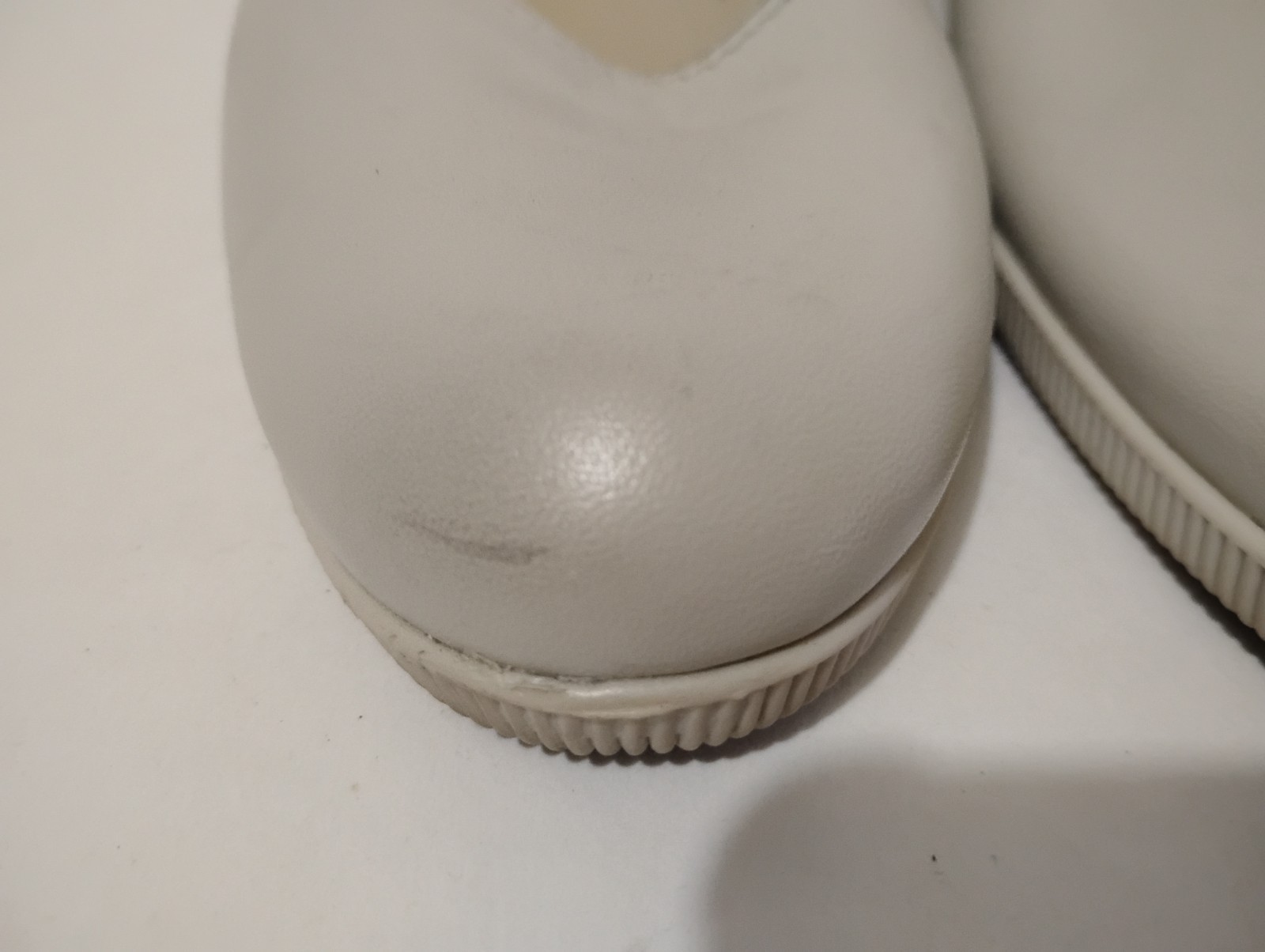 Soft Spots Shoes Women 8N Wedge Off White / Light Beige Leather Slip On