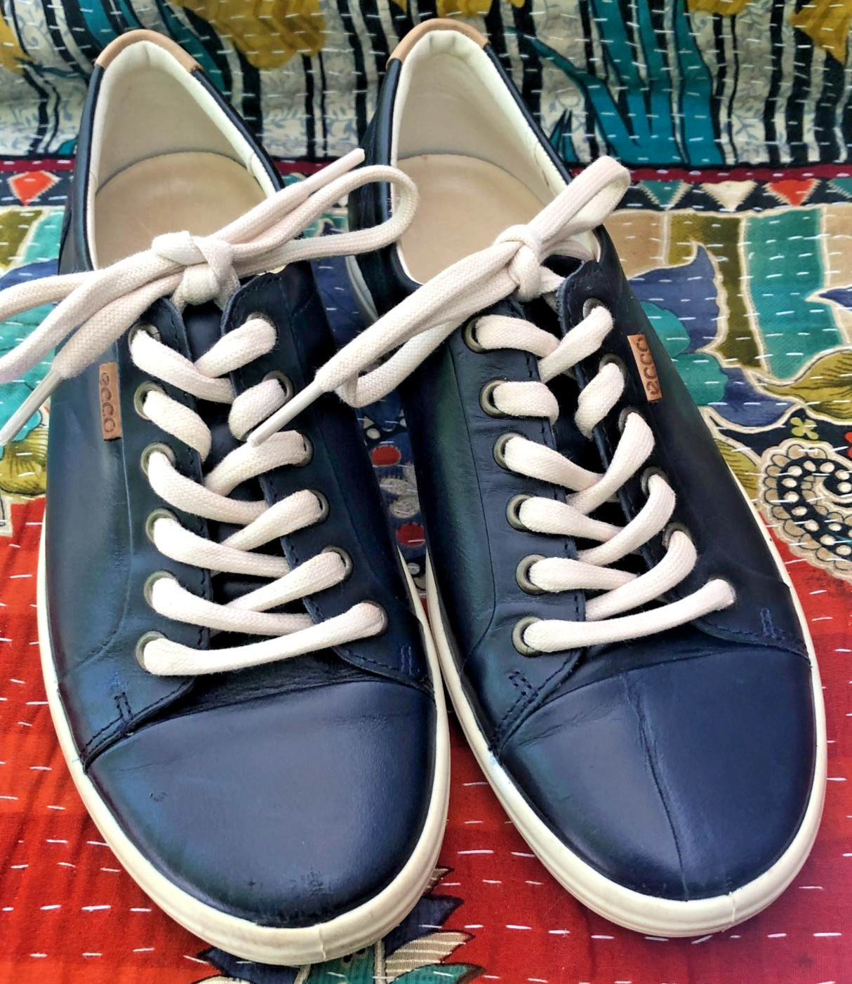 ECCO – Women’s 7-7.5 Leather sneakers, Dark Navy, EU 38 (Slight FLAW)