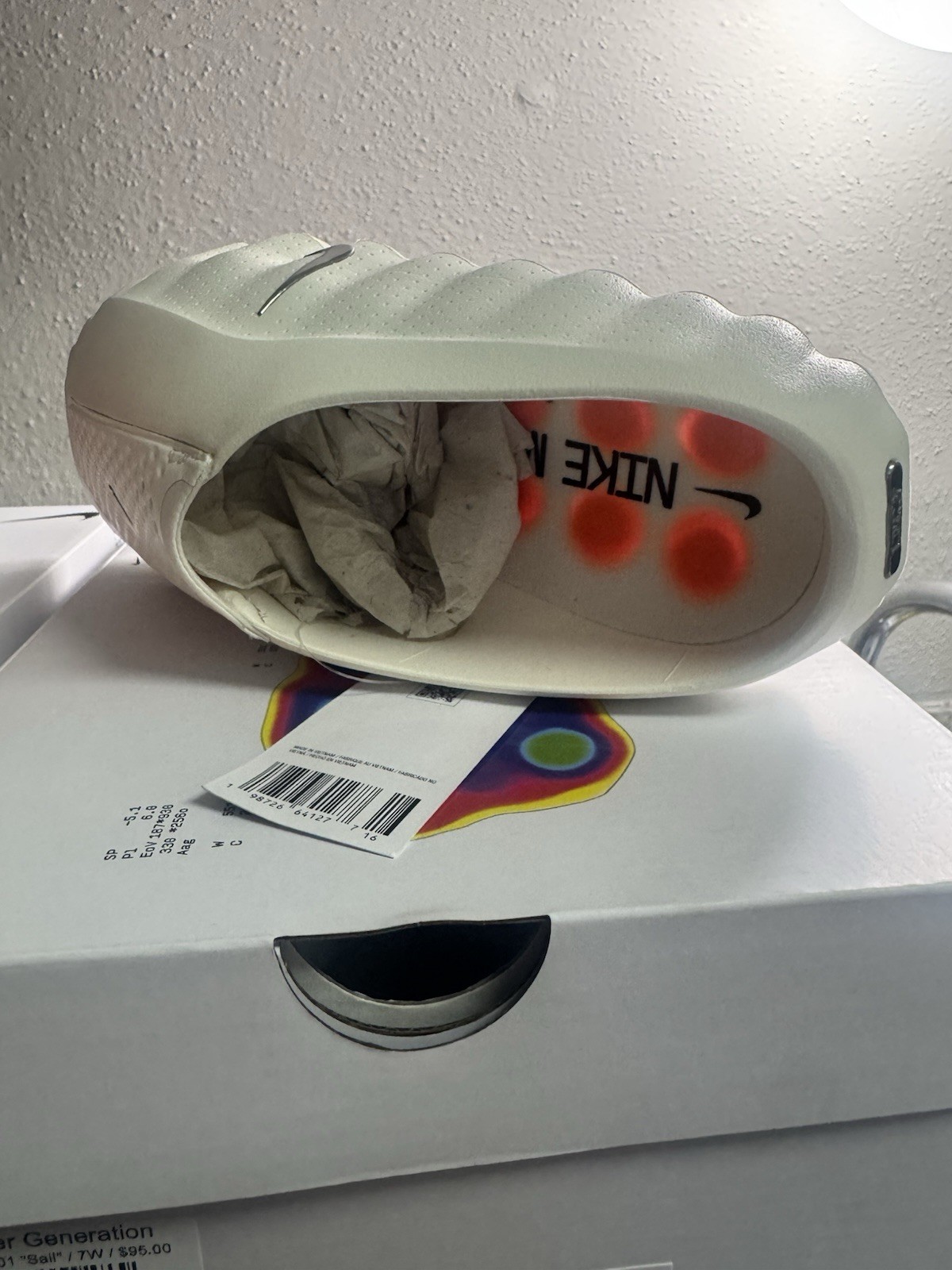 Nike Mind Mule Women’s Sz 11 Men’s Sz 9.5 Sail Chrome Hyper Crimson Slip On