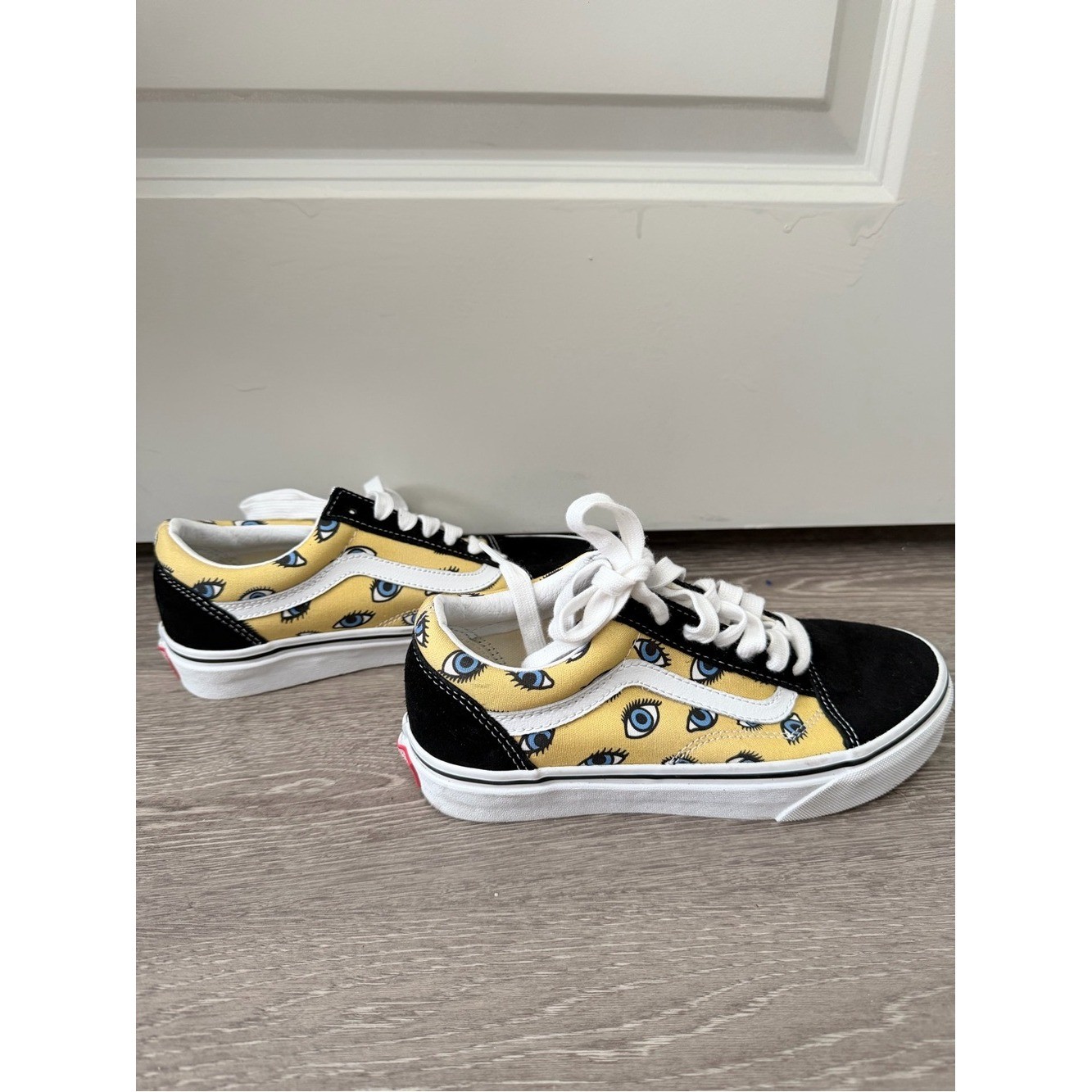 Vans Old Skool sneakers “Looking Glass” Evil Eye Pattern 4.5 Men – 6 Women