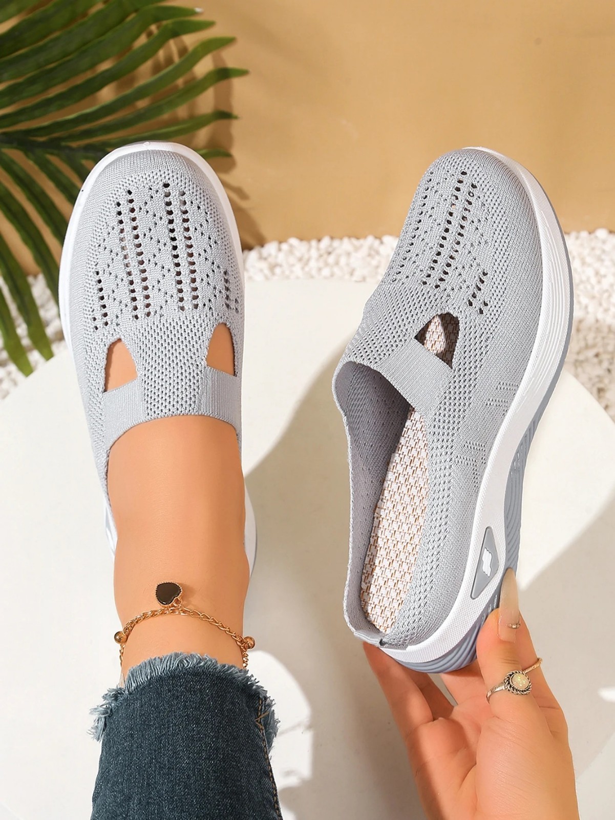 Women Mesh Slip On Walking Shoes Breathable Comfort Casual Sneakers Flats