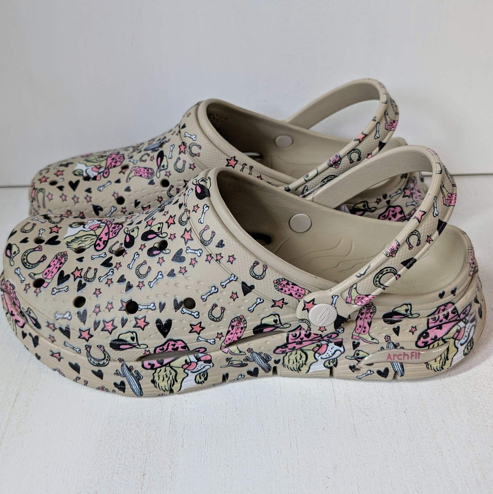 Sketchers ArchFit Foamies Western Dog Cowboy Hat Print NWT Size 11 W Comfort