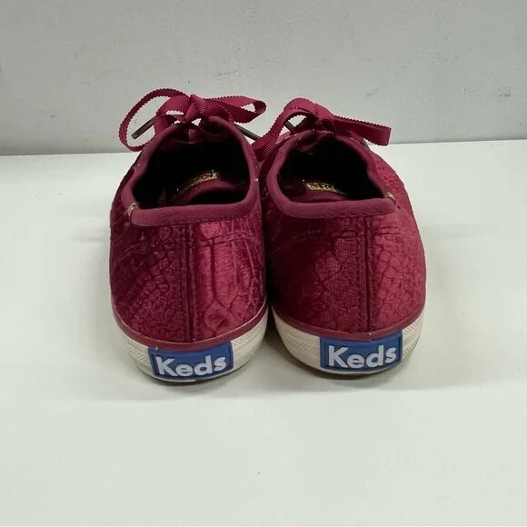 New Keds Champion Velvet in Burgundy Size 7.5