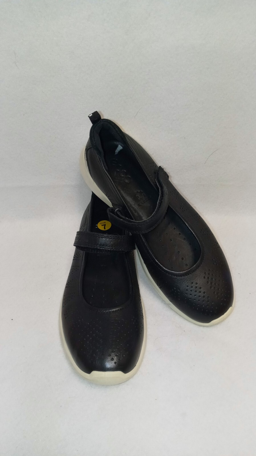 Ecco Black Leather Mary Jane Hook & Loop Shoes Size 37 / 7