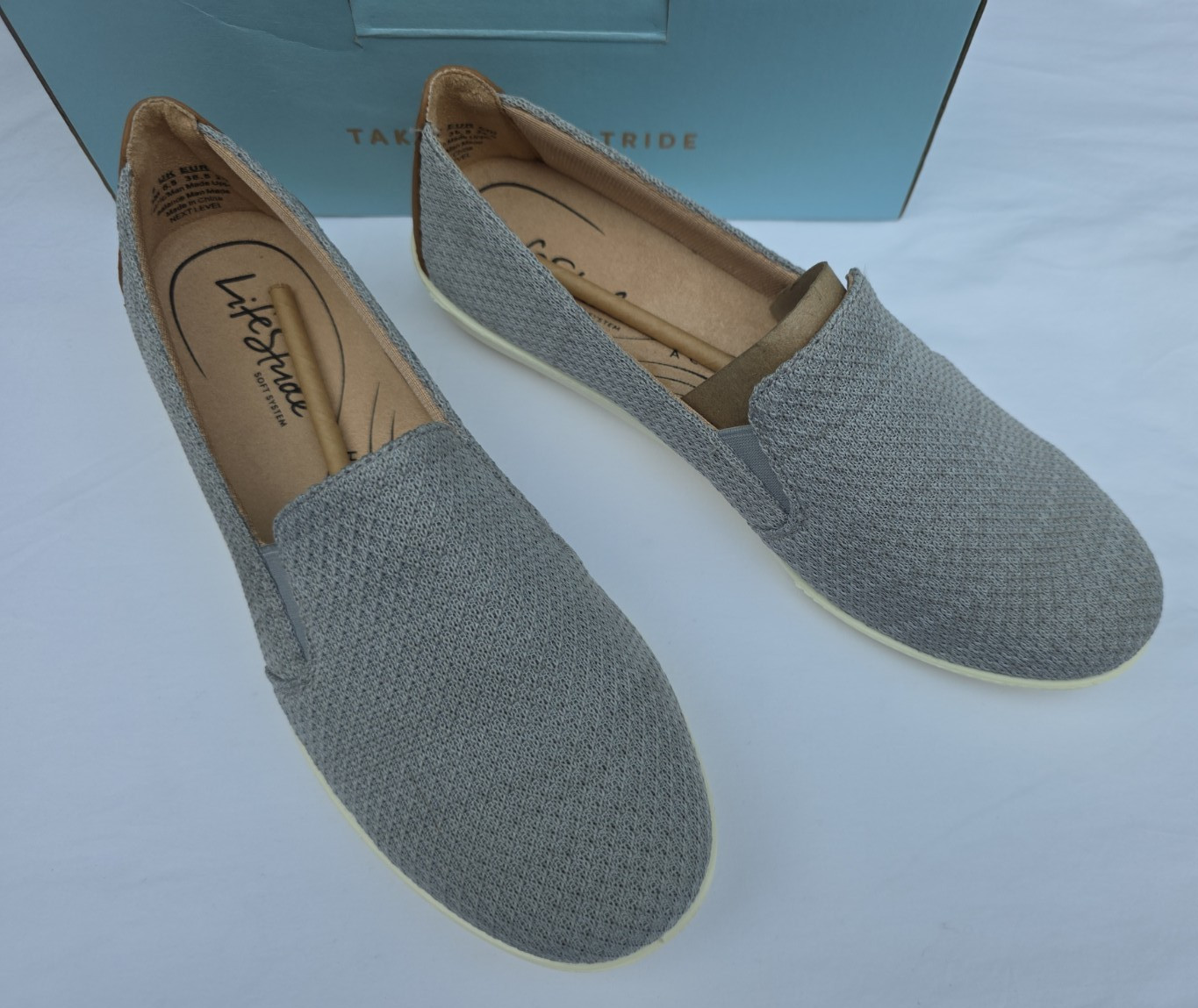 Lifestride Women’s Next Level Slip On Walking Shoes Gray/White Sz:8.5 New w/box