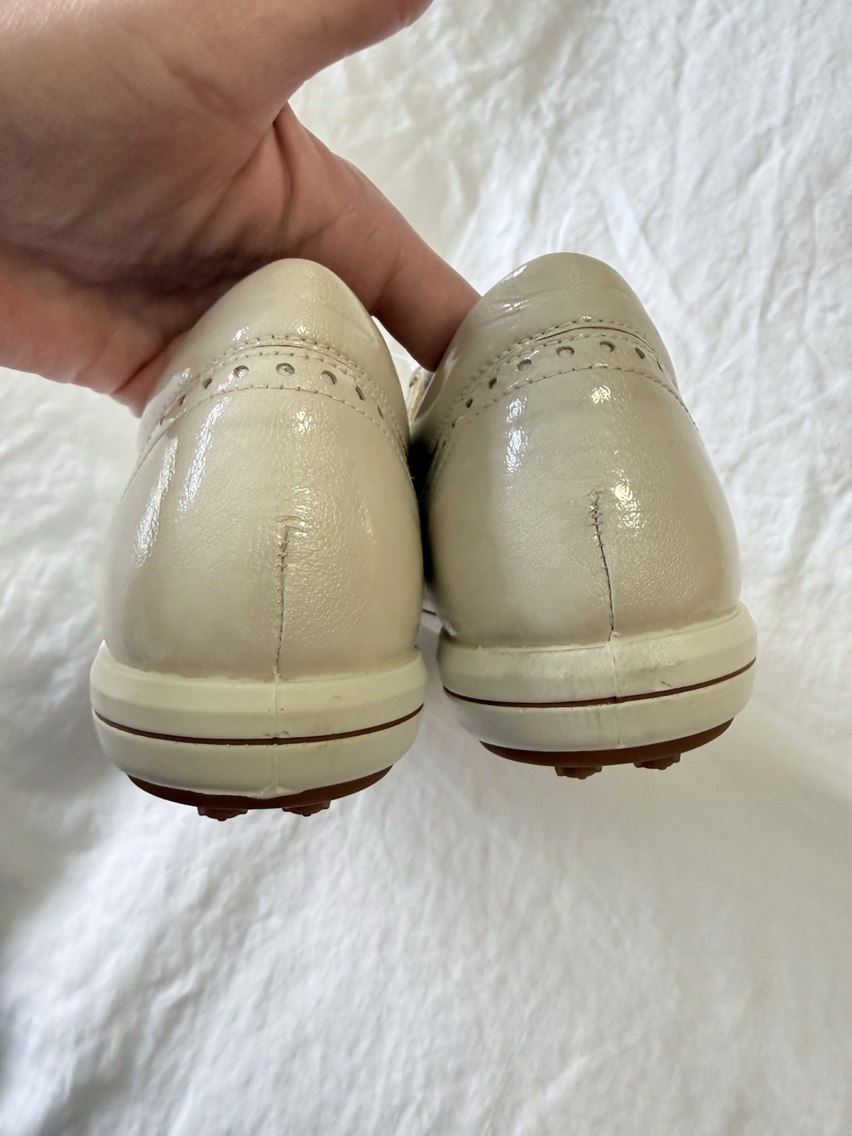 Ecco | Women’s 42 (US 11- 11.5) | Opal Silver Wingtip Spikeless Golf Shoes | EUC