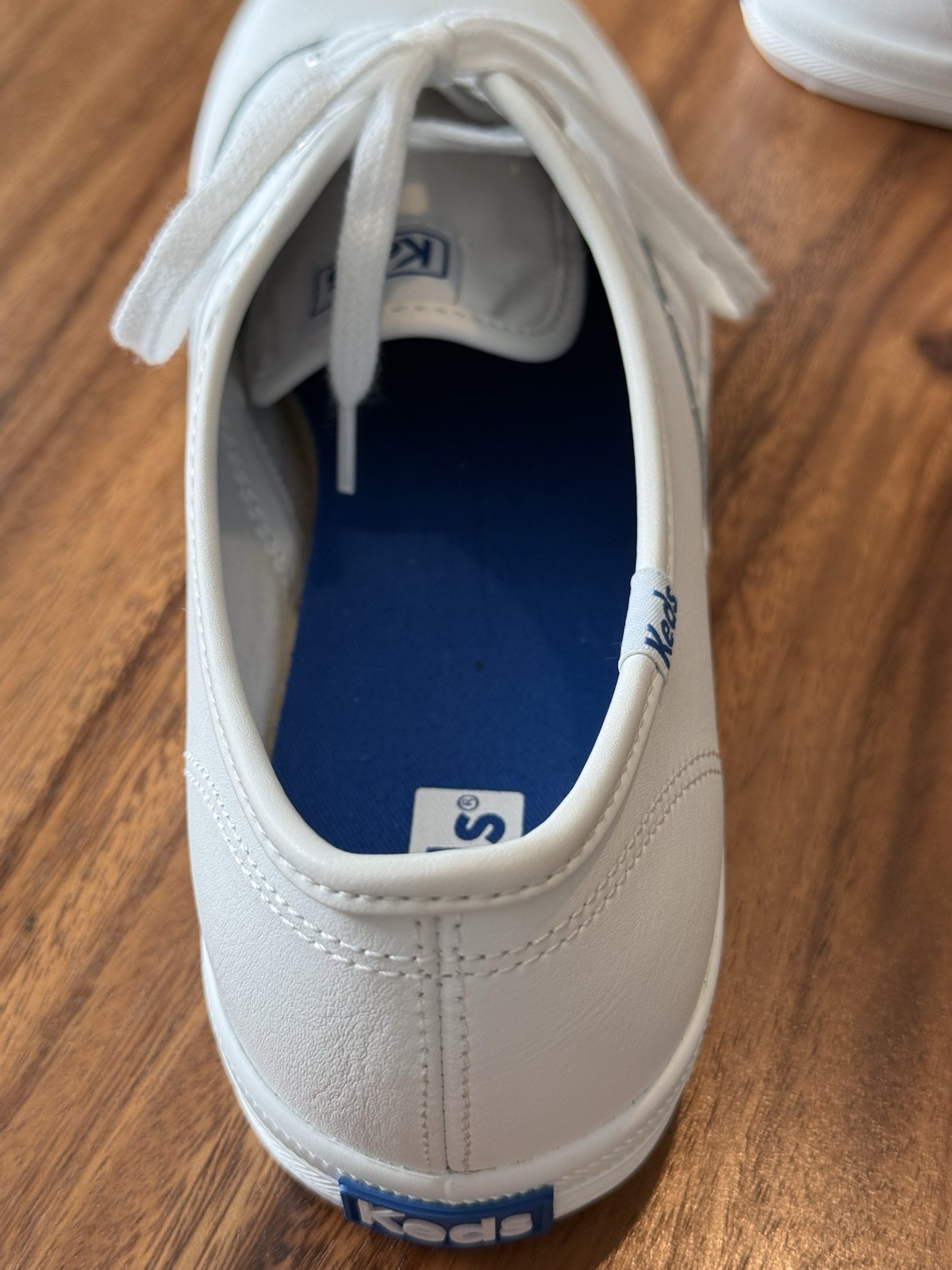 Keds Women’s Champion Original Leather Sneakers, White Leather, 9.5 M (US) NEW