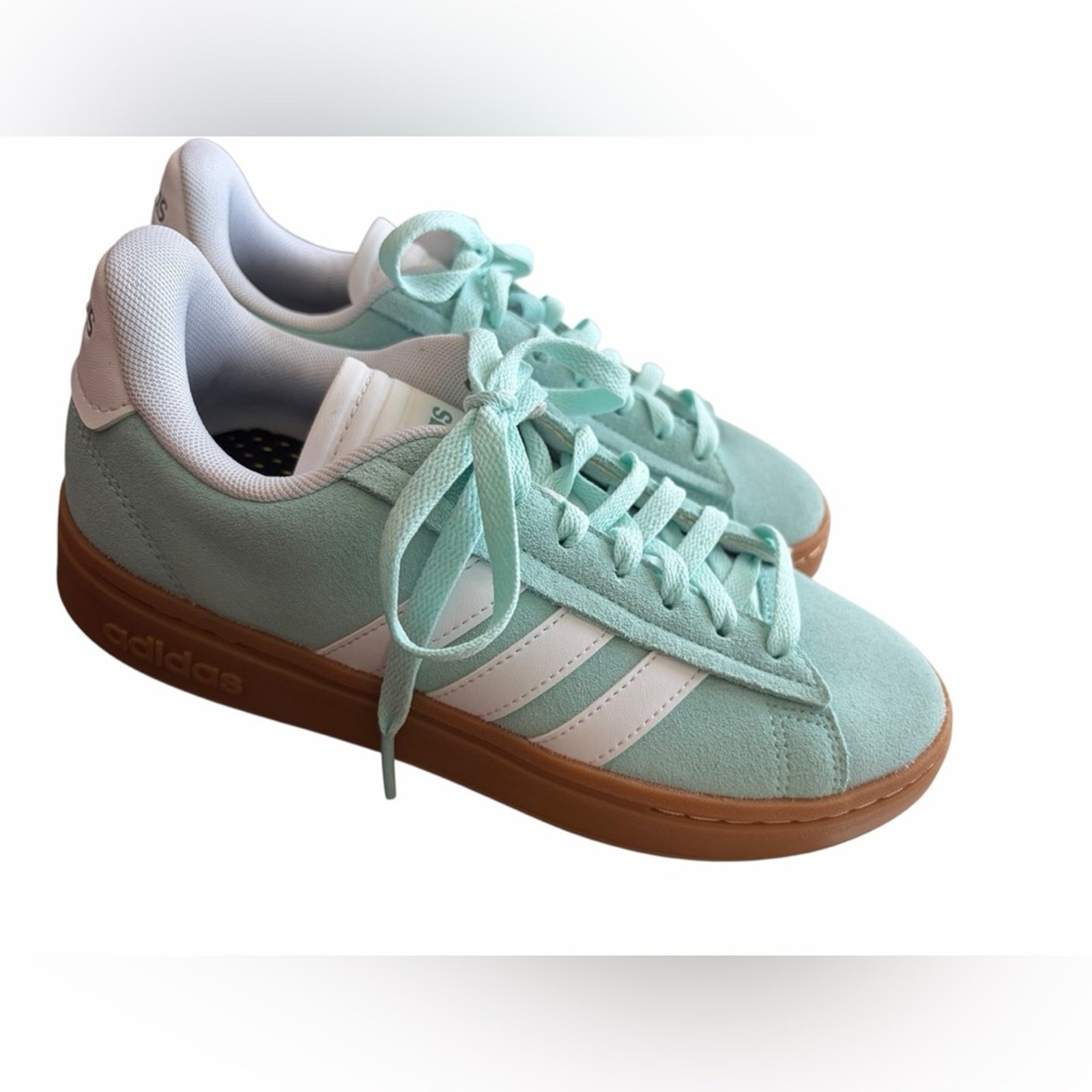 Adidas Grand Court Alpha sneakers mint green gum sole size 6.5