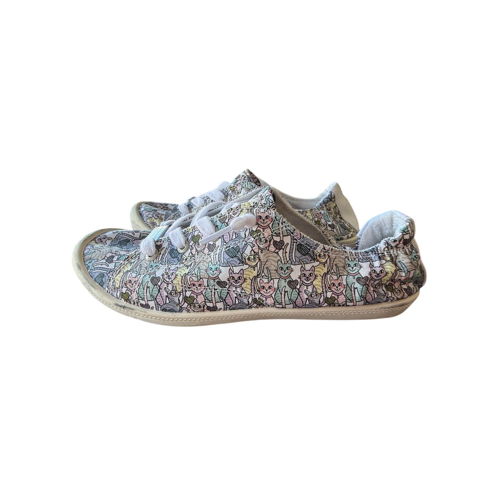 Skechers Women’s White Multi Bobs Beach Bingo Knitting Paws Sneakers Size 10M