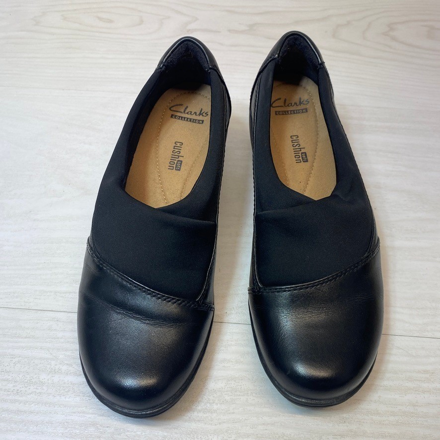 Clarks Women 7.5 Slip On Loafers Wedge Black Leather Cushion Professional Work