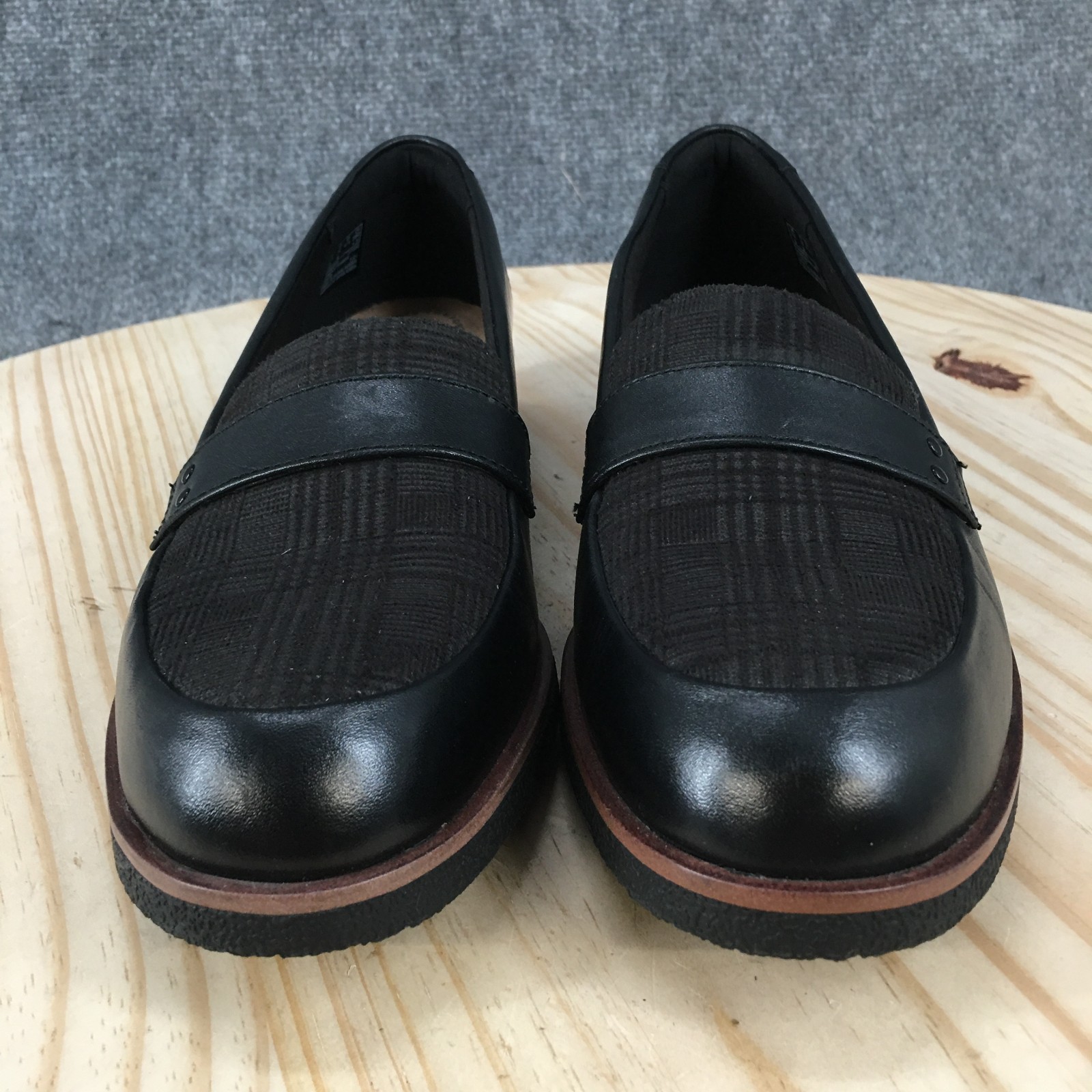 Clarks Griffin Sail Shoes Womens 10 M Casual Slip On Plaid Loafers Black Leather