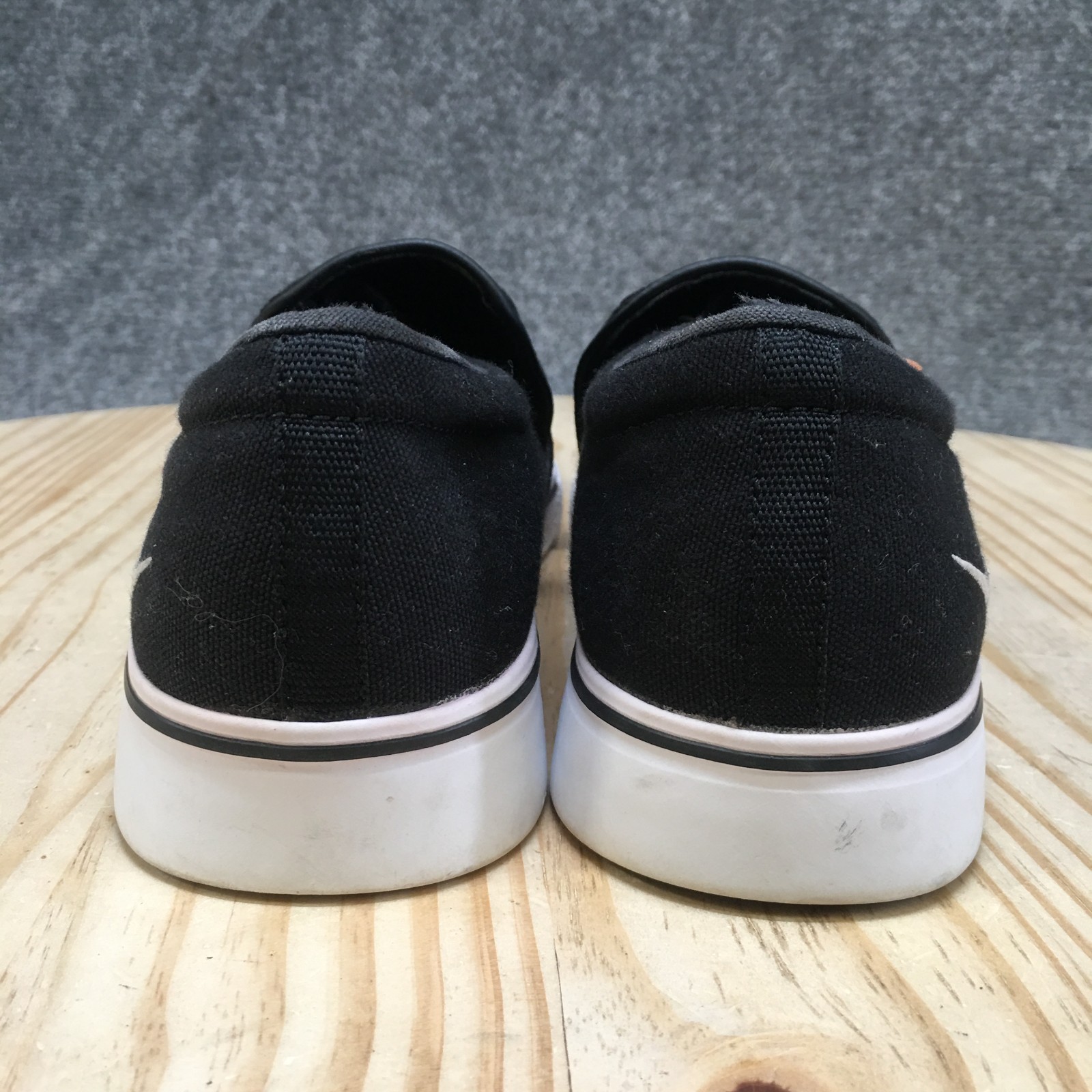 Nike Shoes Womens 9.5 Black Court Royale AC Slip-On Canvas Casual Low BQ9138-001