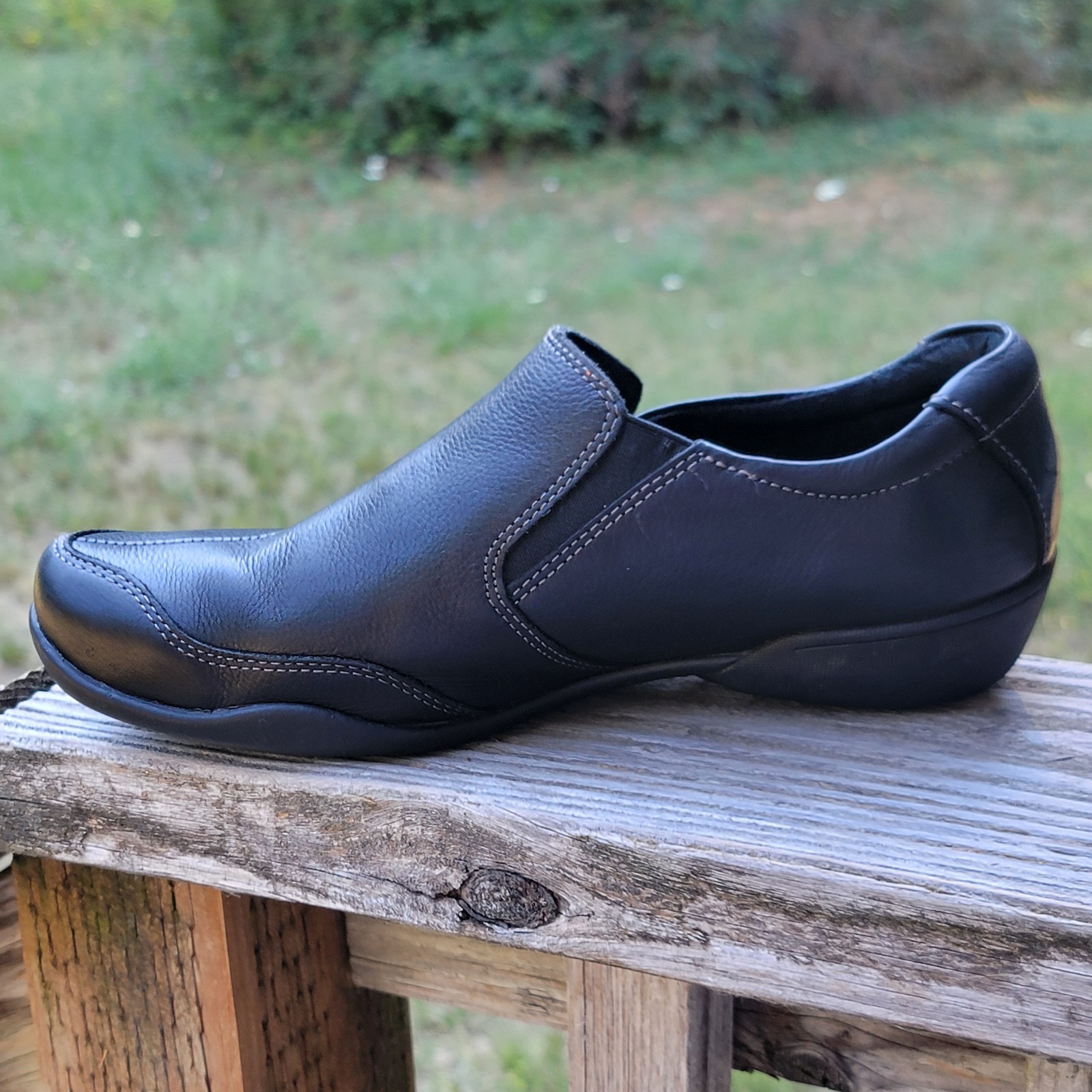 Taos Encore Women’s Size 8.5 Black Leather Shoe Loafer Work Shootie Comfy Flat