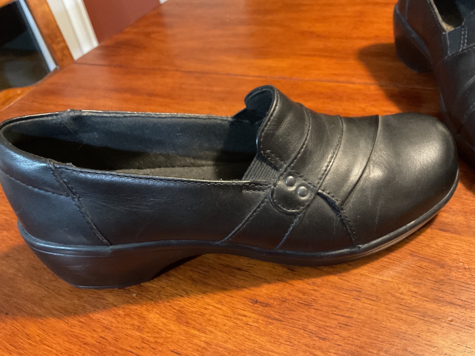 Clark’s Collection May Marigold Black Loafers Slip On Size 6.5 Comfy Casual