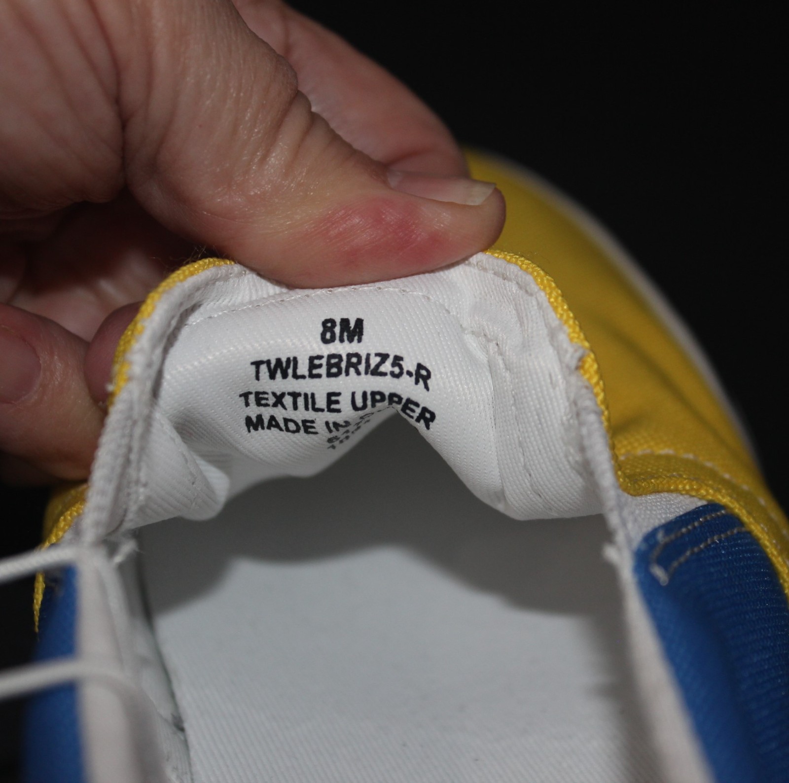 Tommy Hilfiger NWOB Canvas slip on in Yellow/ Blue Sz 8M