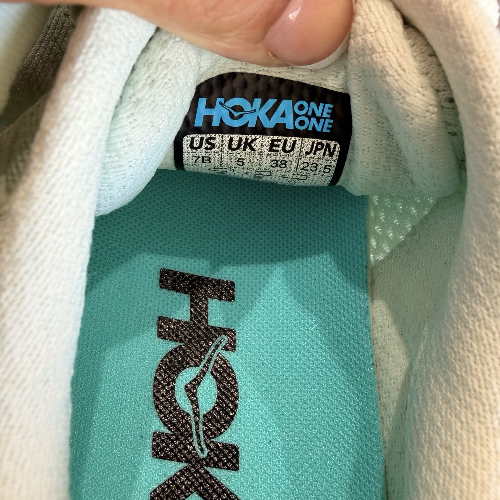 Hoka One One Clifton 10 Womens Size 7 B Sea Glass Neon Running Shoes Sneakers