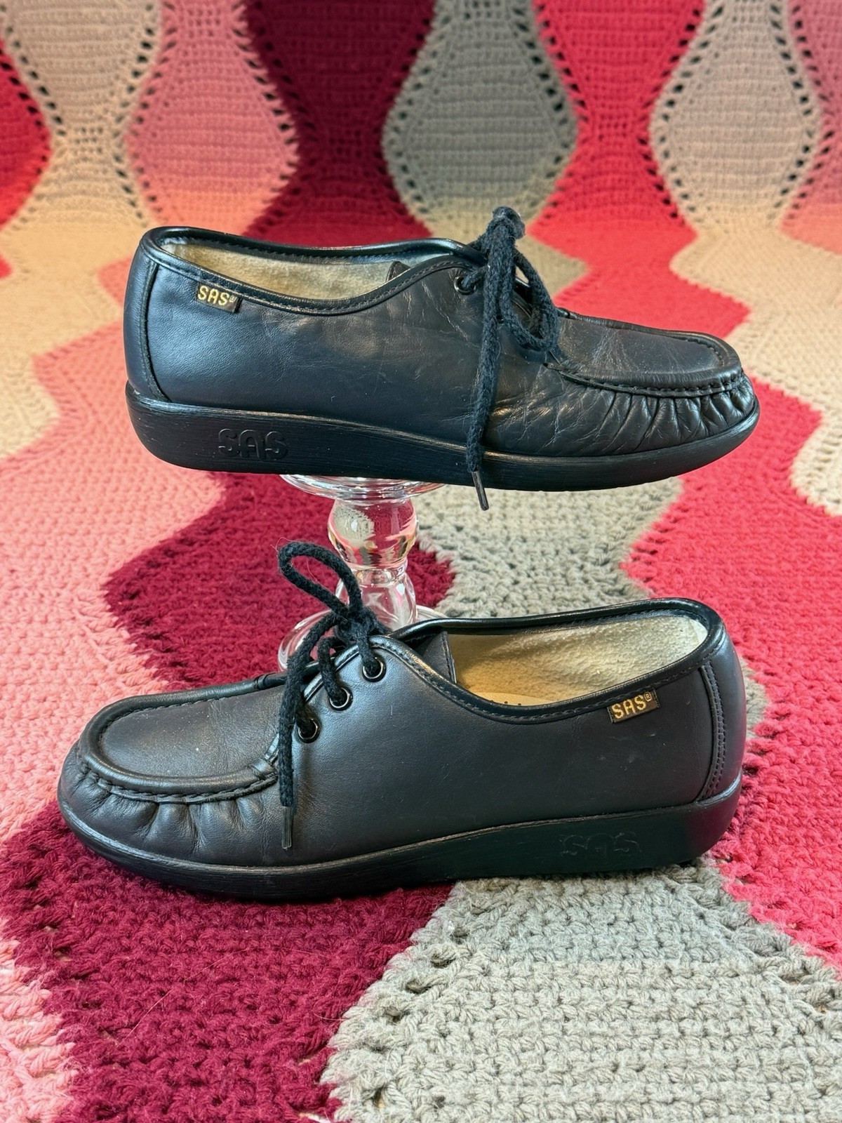 Vintage SAS Handsewn Black Leather Moccasin Lace Up Comfort Shoes Women’s US 6.5
