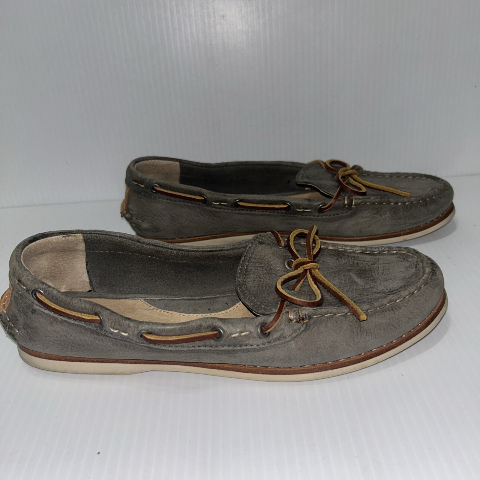 FRYE Quincy Tie Boat Shoes Womens 9M Gray Leather Moc Toe Loafers Casual 3472548