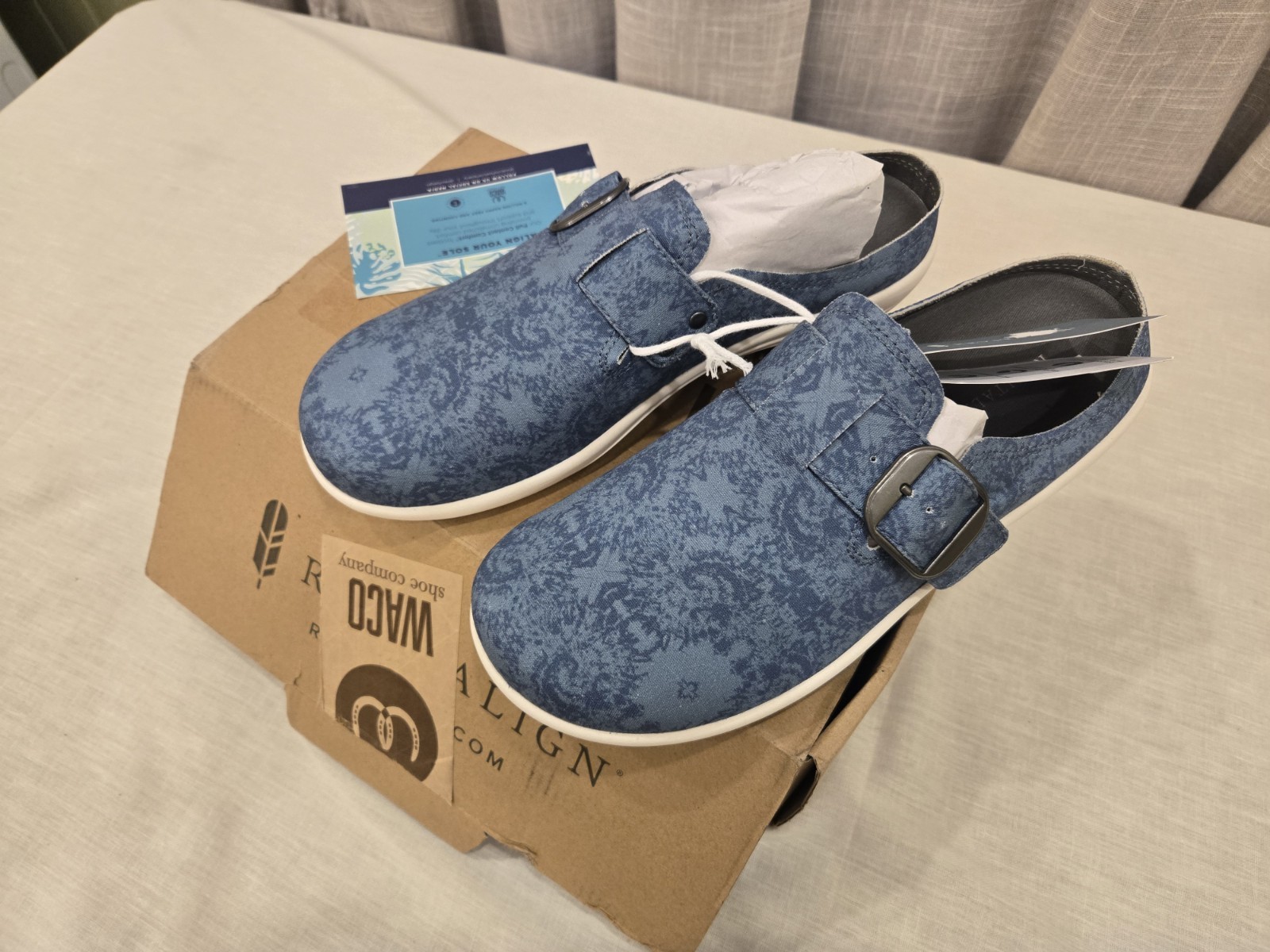Size 9.5 B Revitalign Blue Damask Solaire Comfort Slide Shoes Waco Orthotic Co.