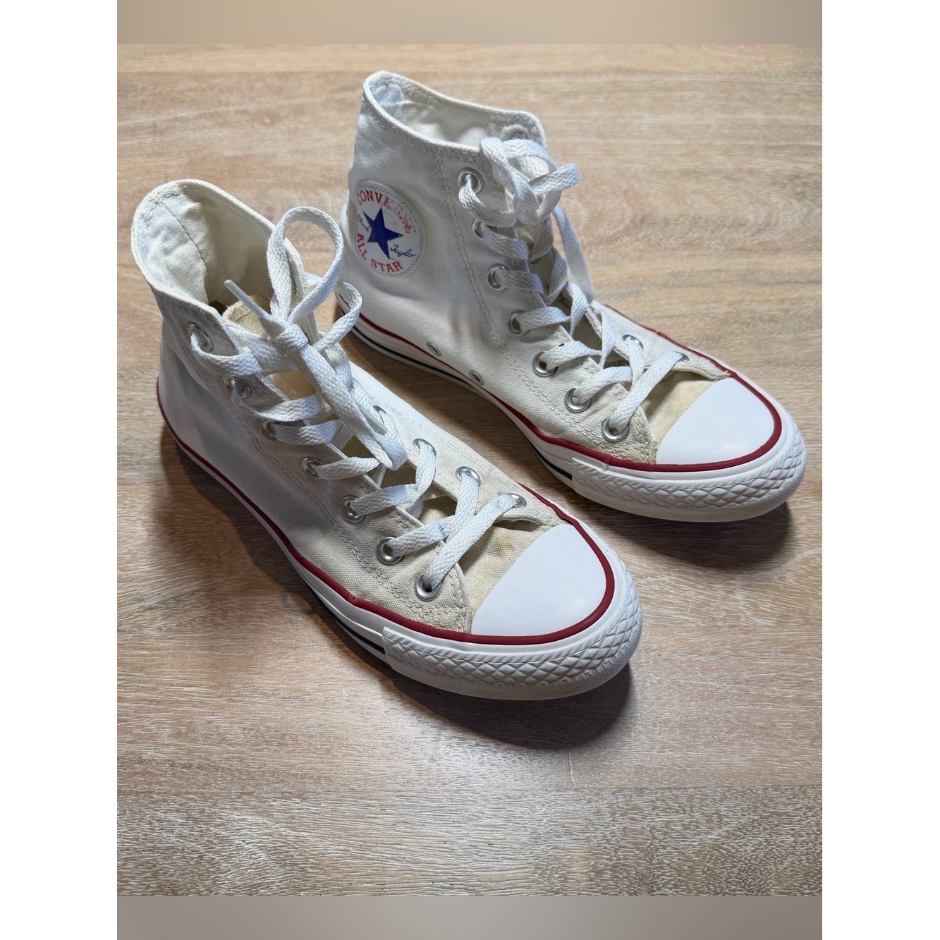 Converse Chuck Taylor All Star High Top Sneakers White Women’s 7/Mens 5 Unisex
