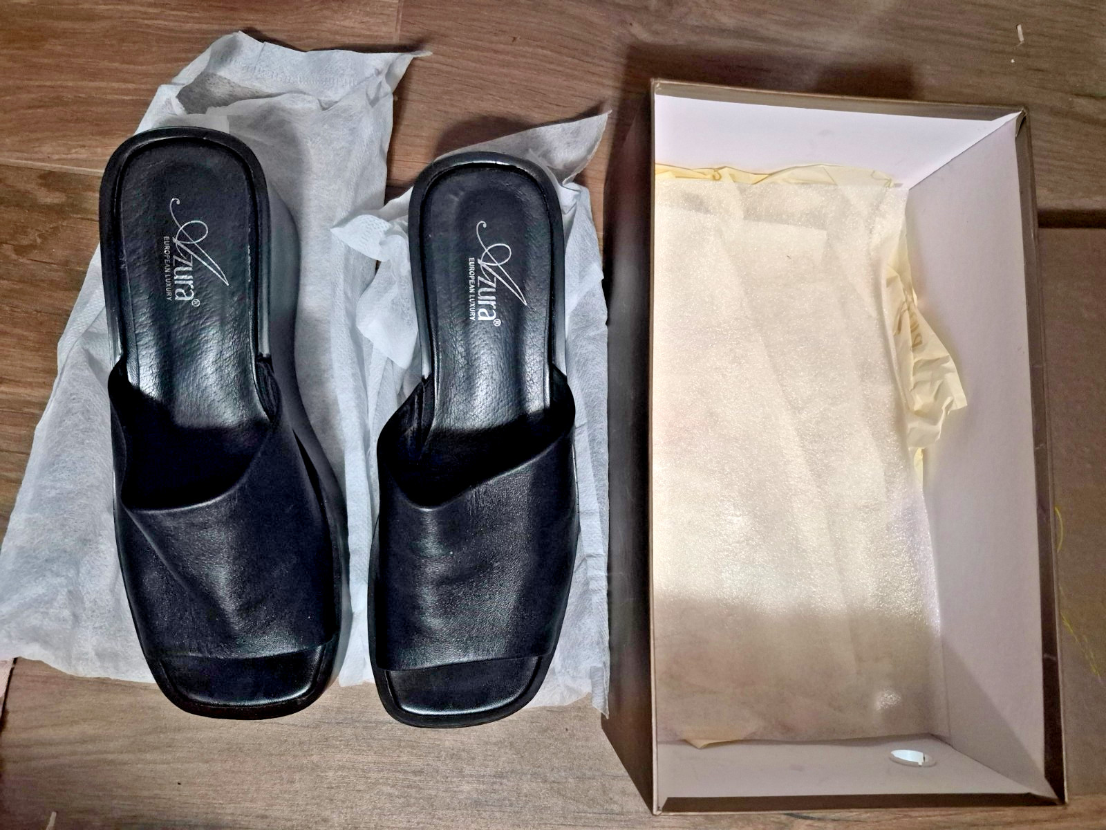 Azura Chanda Style European Luxury Black Leather Slide Sandals Shoes Excellent