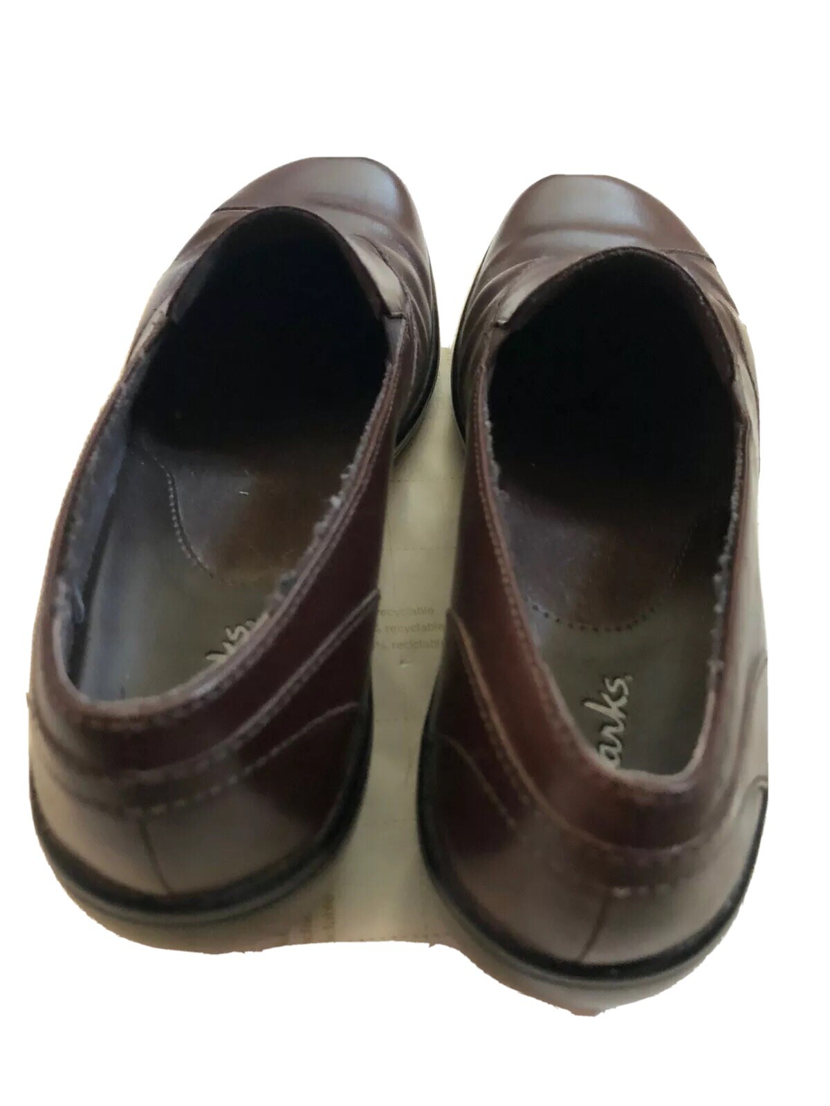 Pre-owned Women’s Clarks Blackberry Brown Slip On Loafers Size 7.5 Style 84630