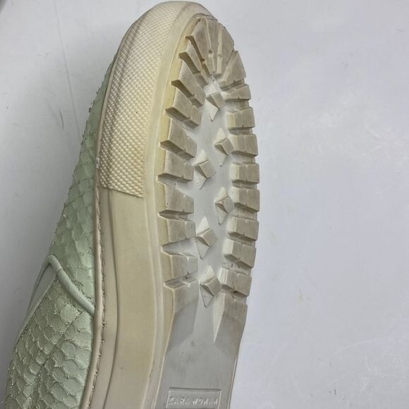 Zara Woman Textured Slip-On Sneakers In Pastel Green Size 40