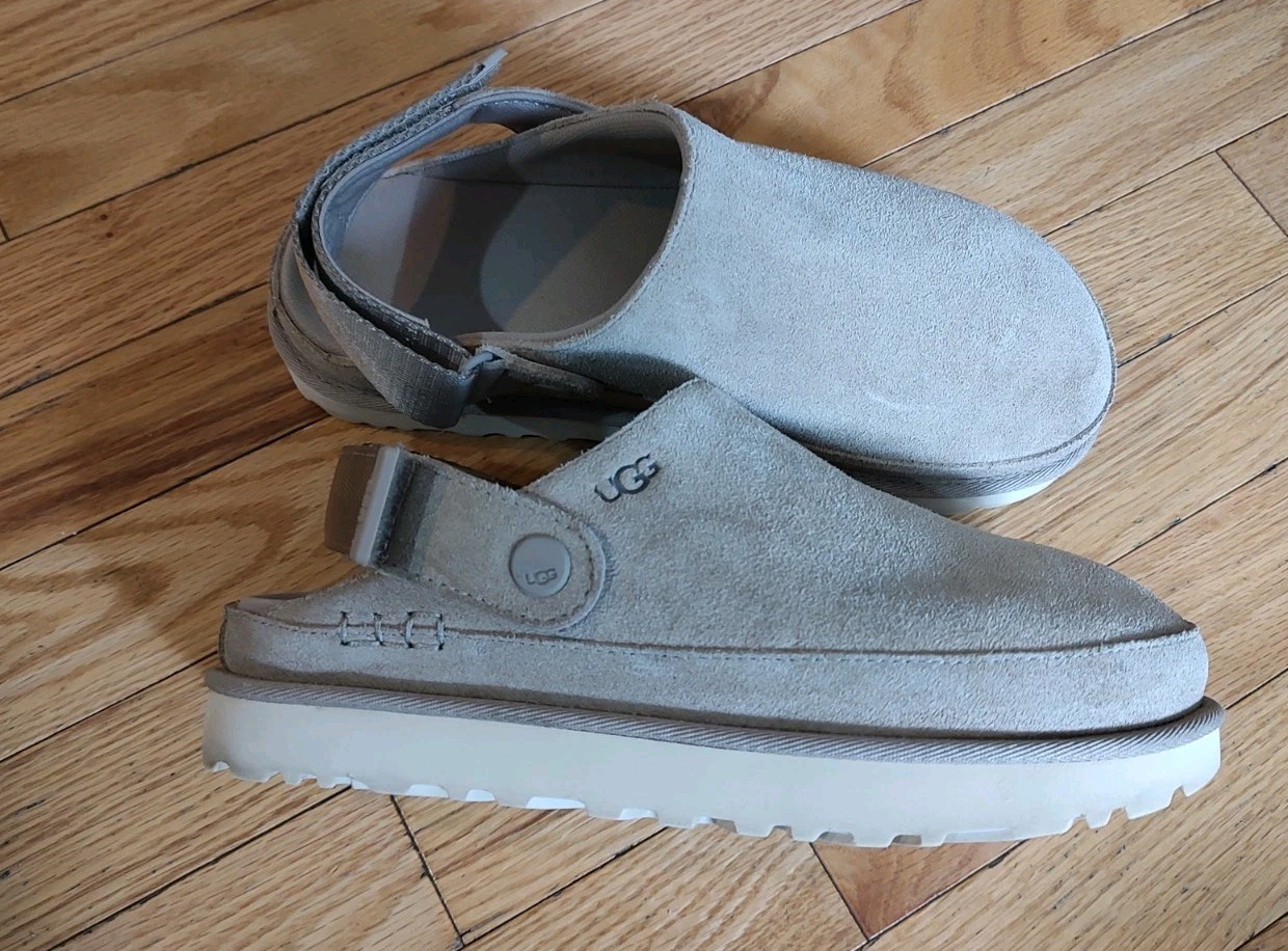 Ugg Goldenstar Suede Clogs With Adjustable Strap: Women’s Size 8.5