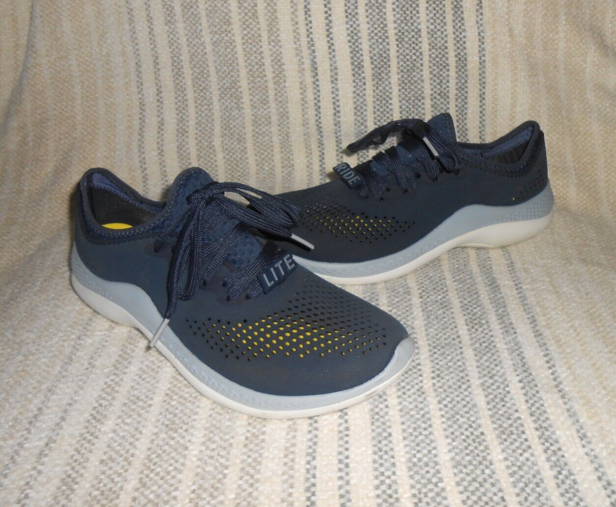 Crocs Literide 360 Pacer Sneakers Women 9 Blue Lace Up Comfort Water Shoe 206705
