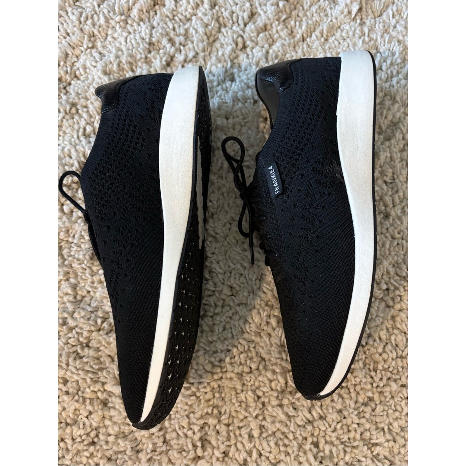Frankie4 Dimity 2 II Black Sneakers Size 9