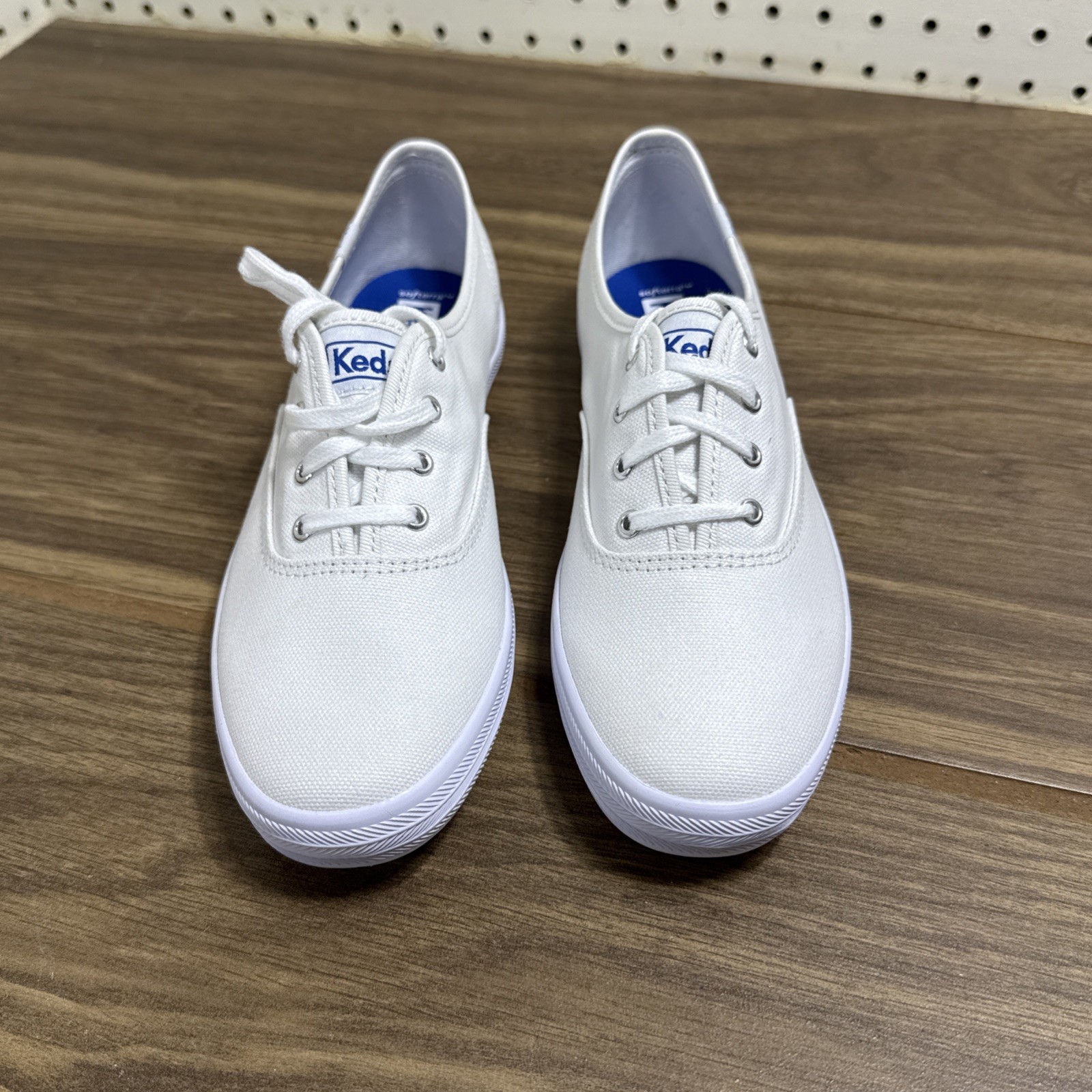 Keds Champion Sneakers Womens US 7.5S White Canvas Low Top Casual Shoes