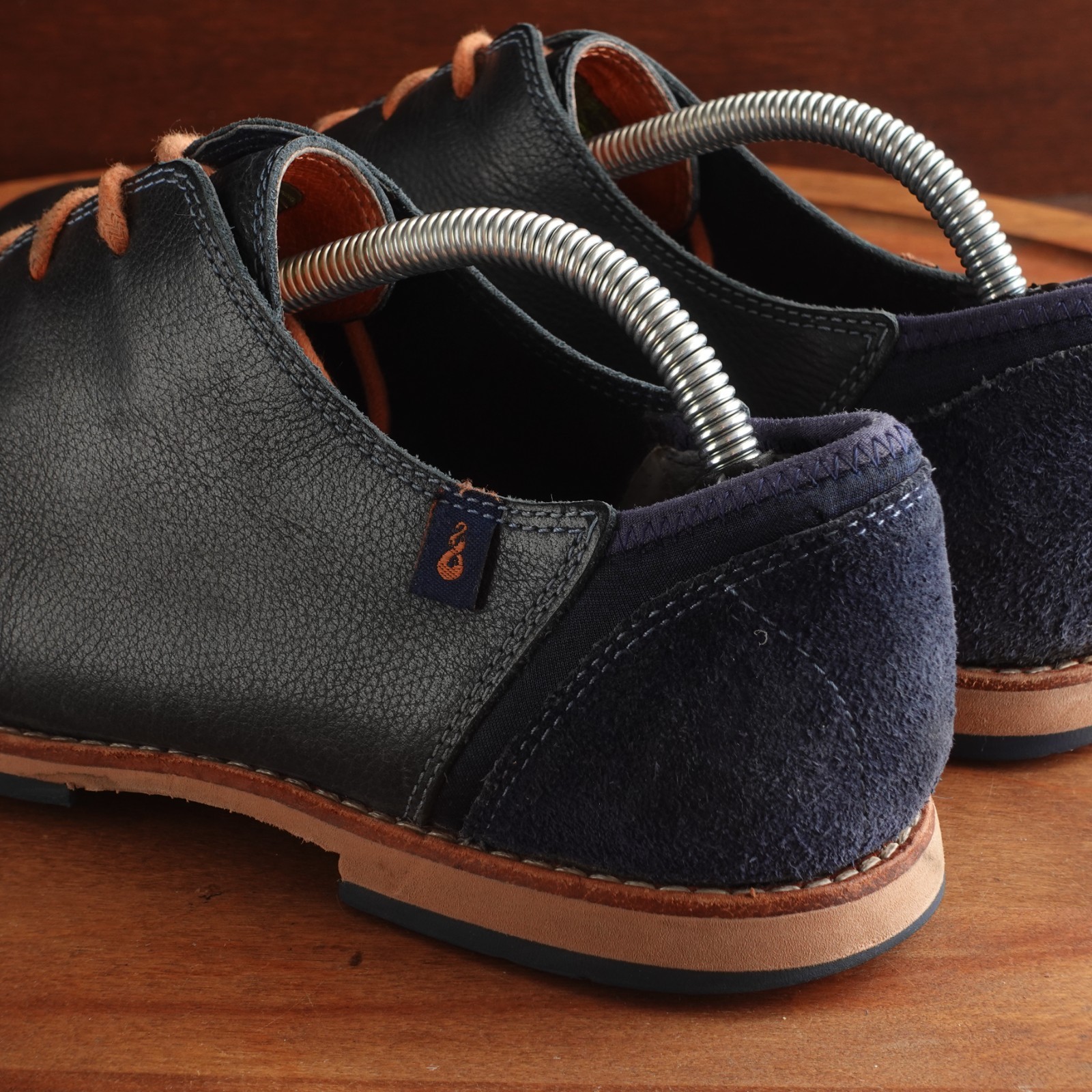 Ahnu Oxfords Womens 7.5 Blue Emery Leather Casual Comfort Preppy Academia Shoes