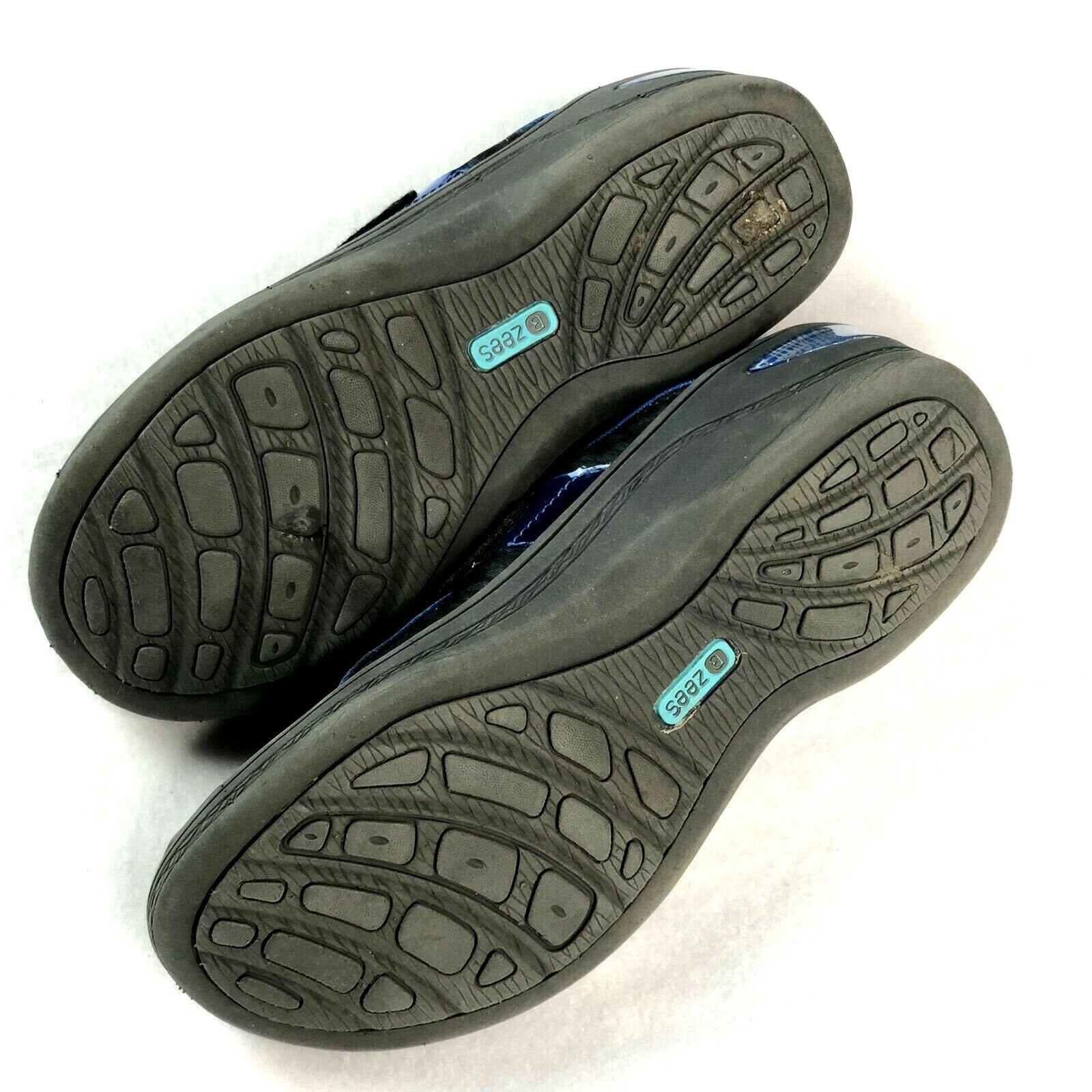 Bzees Darling Slip On Shoes Womens Size 6 Gray Fabric Man-Made Upper Activewear