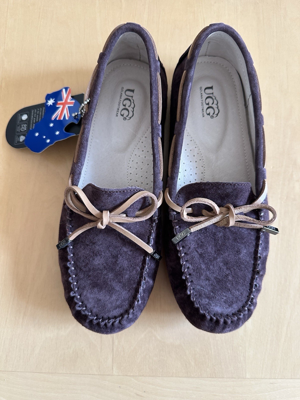 UGG Ozlana Suede/Leather Mocs Women’s US6/EU37 – Brand new