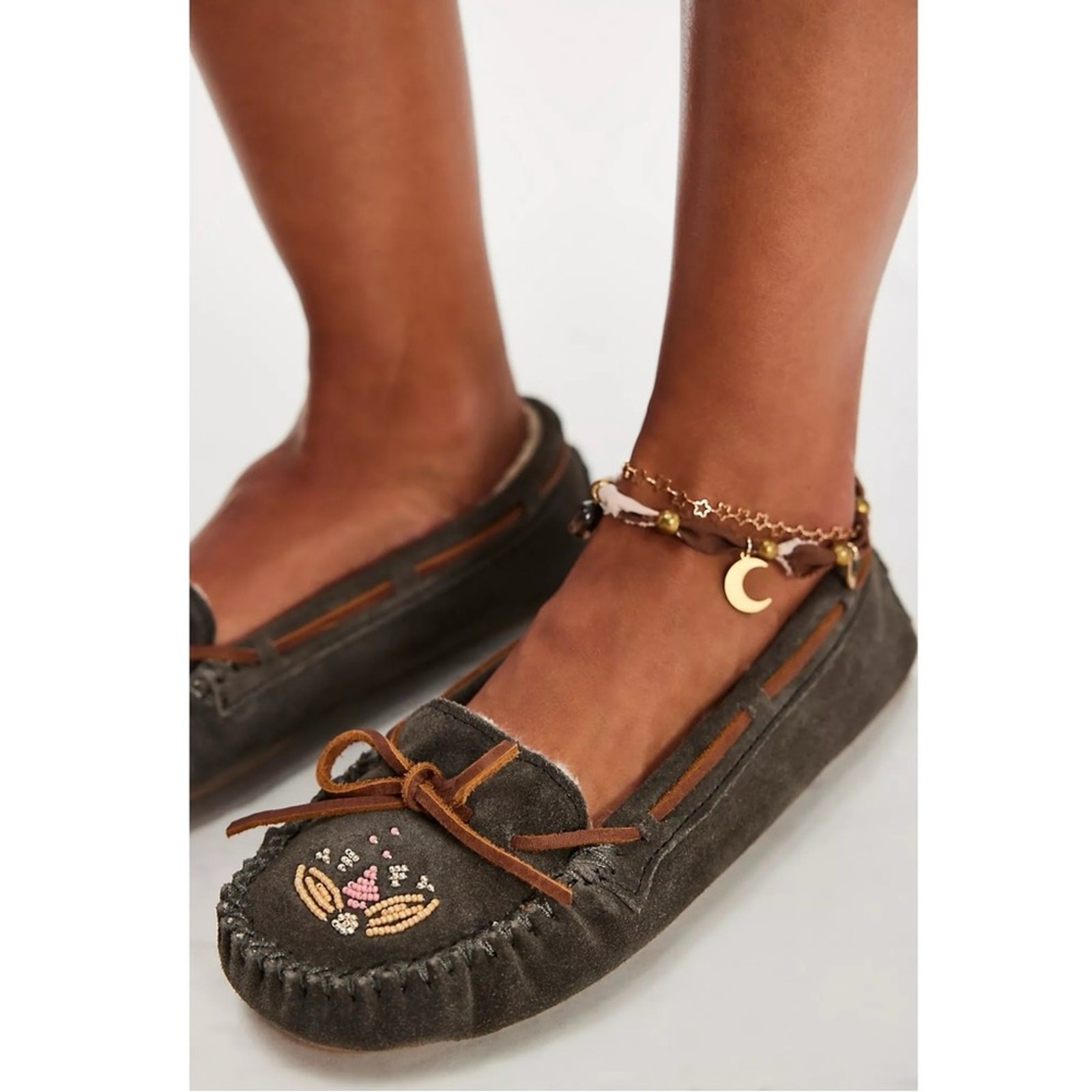 Free People Minnetonka Beaded Leather Ayashe Moccasins 10 NWT Western Bohemian