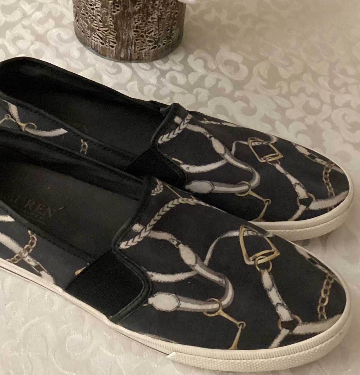 RALPH LAUREN JINNY SNEAKERS BLACK W/ EQUESTRIAN PATTERN SIZE 10 GOOD CONDITION