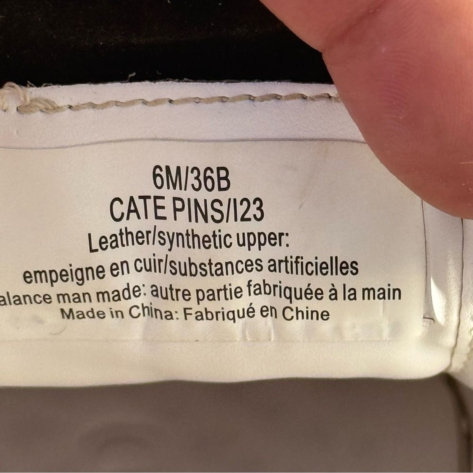 Karl Lagerfeld Paris Cate Pins Sneakers White Leather Heart Pins Charm Women 6M
