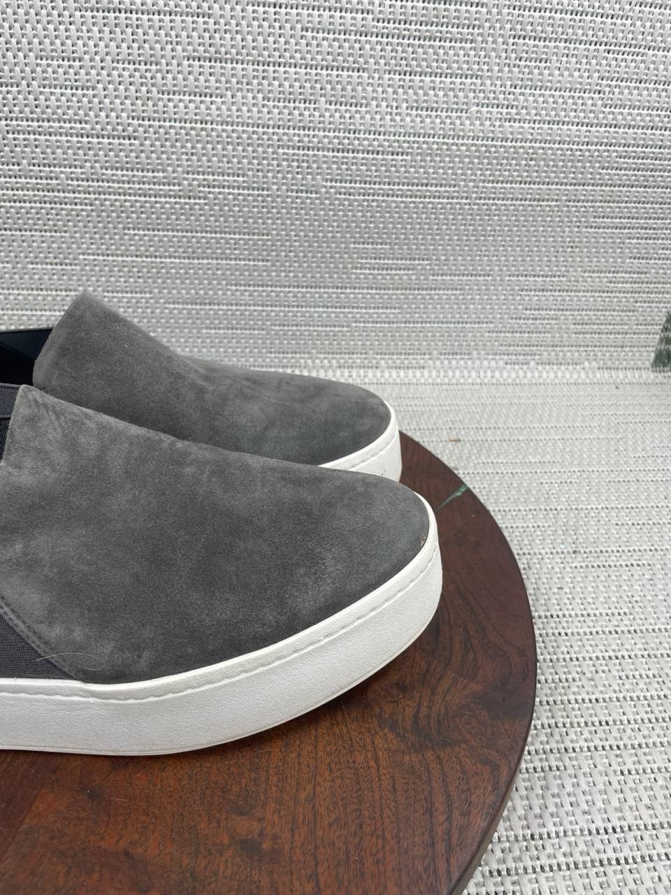 Vince Shoes Womens Size 9 M Warren Gray Suede Comfort Slip On Platform Sneaker